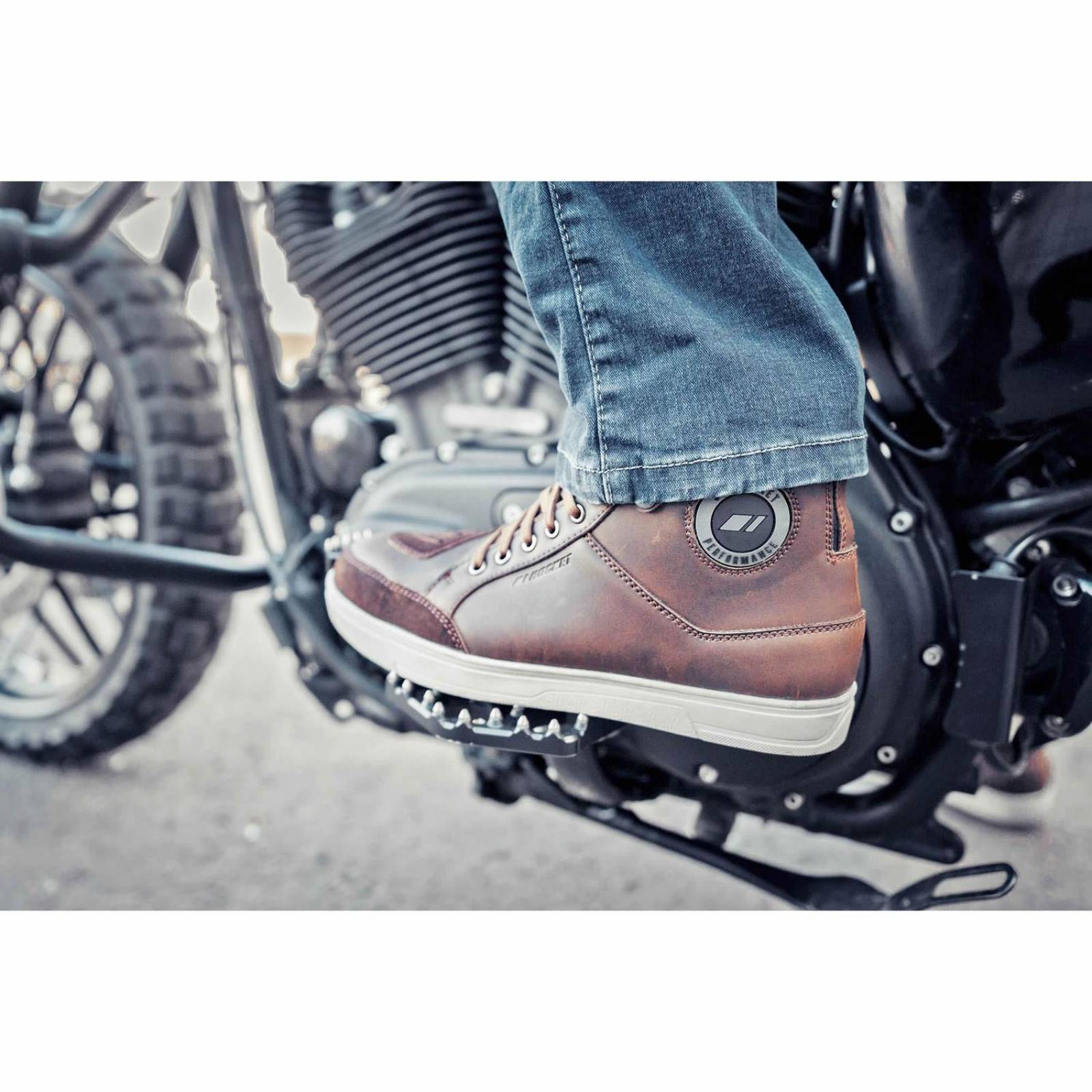 Bota Corta Joe Rocket Mission Moto Shoe Tennis Negros 