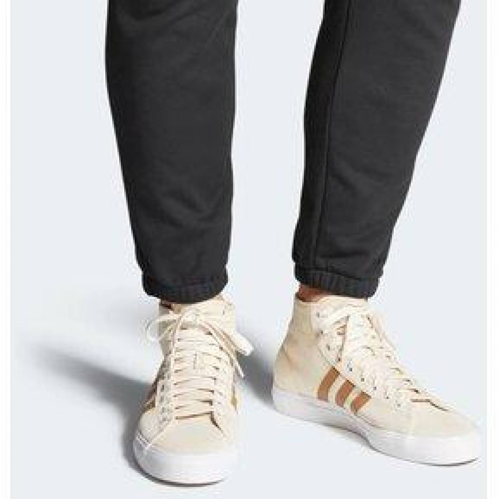 Tenis adidas Originals Matchcourt High Rx Skate Hombre Moda 