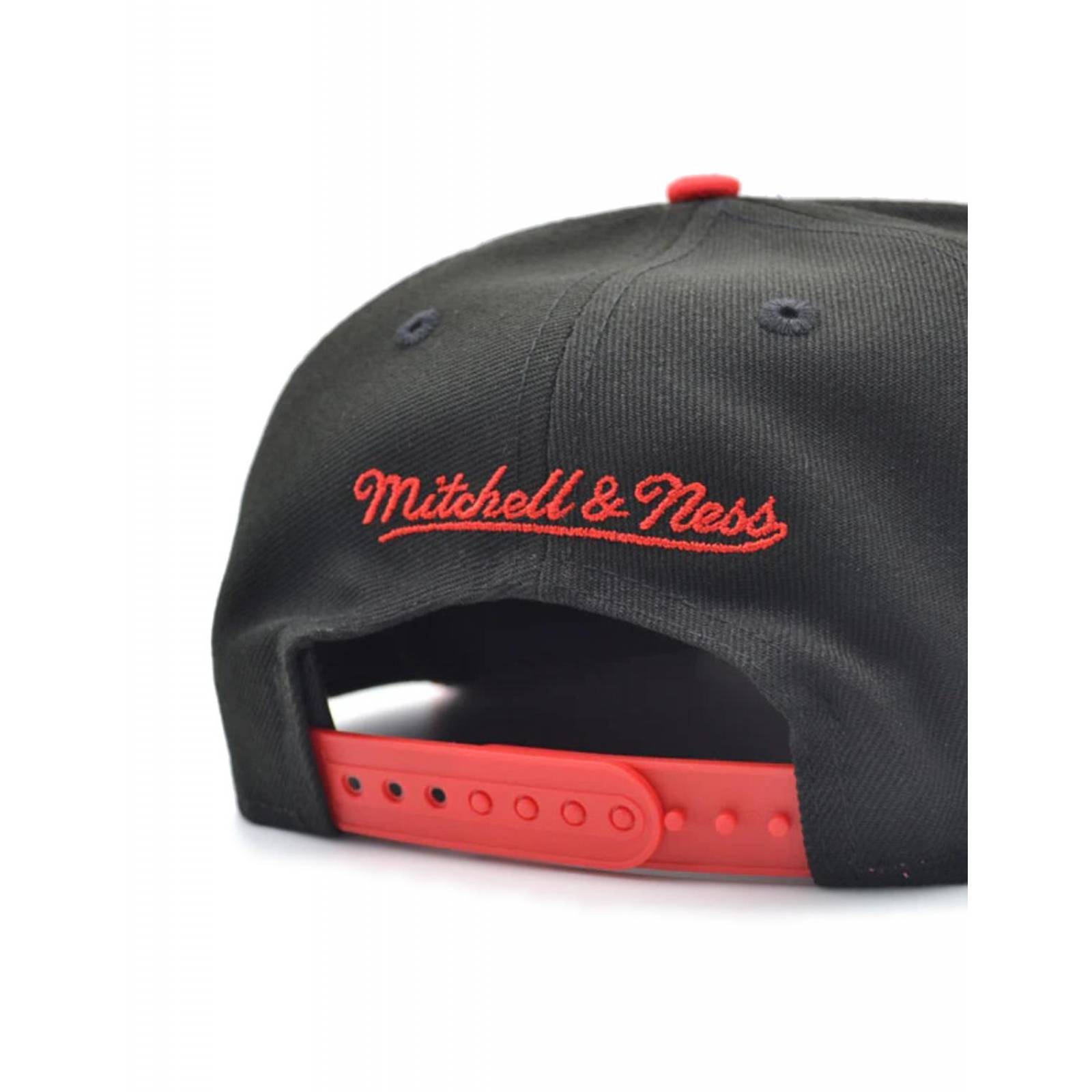 Gorra Mitchell & Ness Jumbotron Chicago Bulls NBA Basquetbol Negro UNITALLA