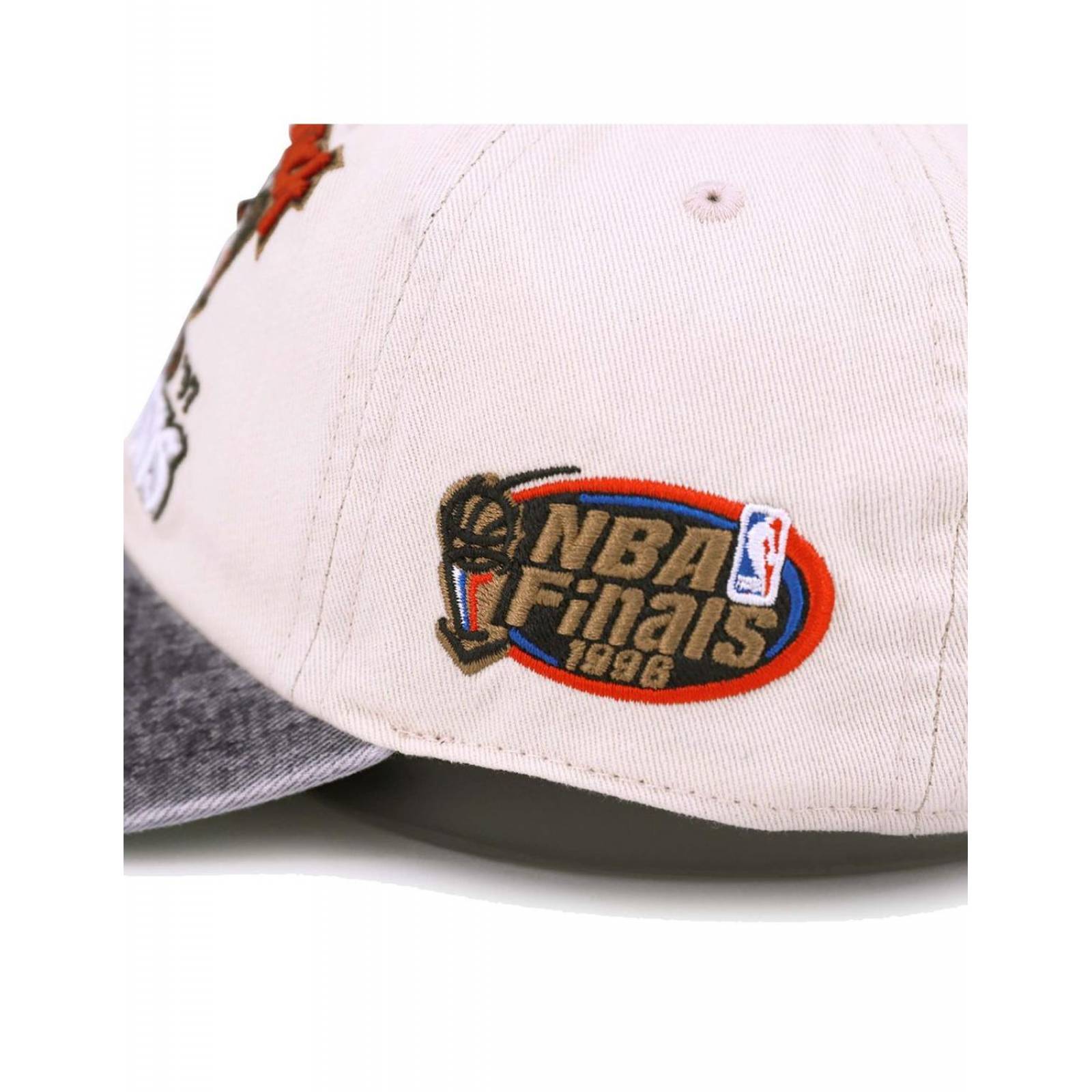 Gorra Mitchell and Ness Back 2 Back Chicago Bulls NBA 