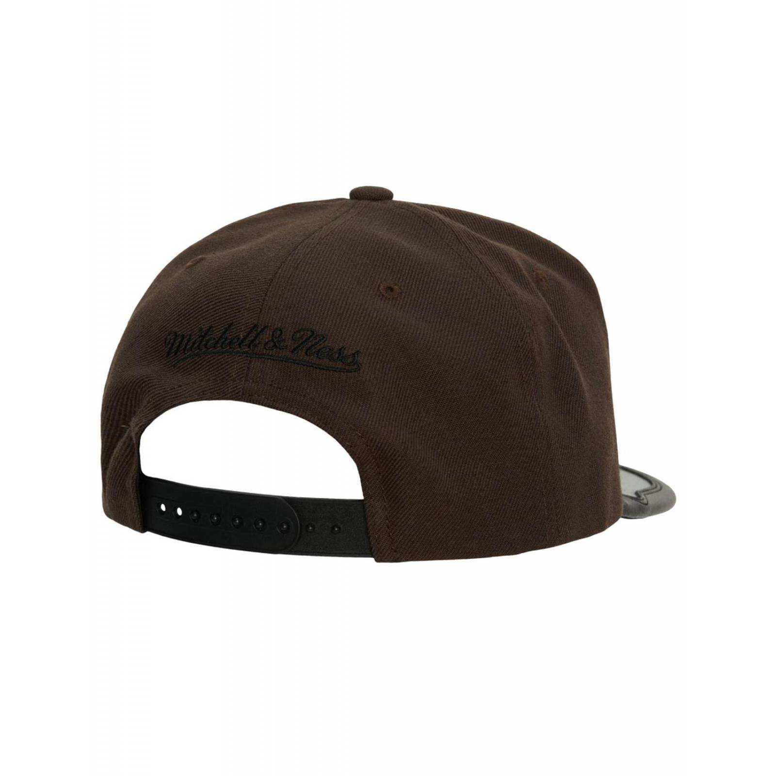 Gorra Mitchell & Ness Chicago Bulls Day One NBA Brown Basquetbol 