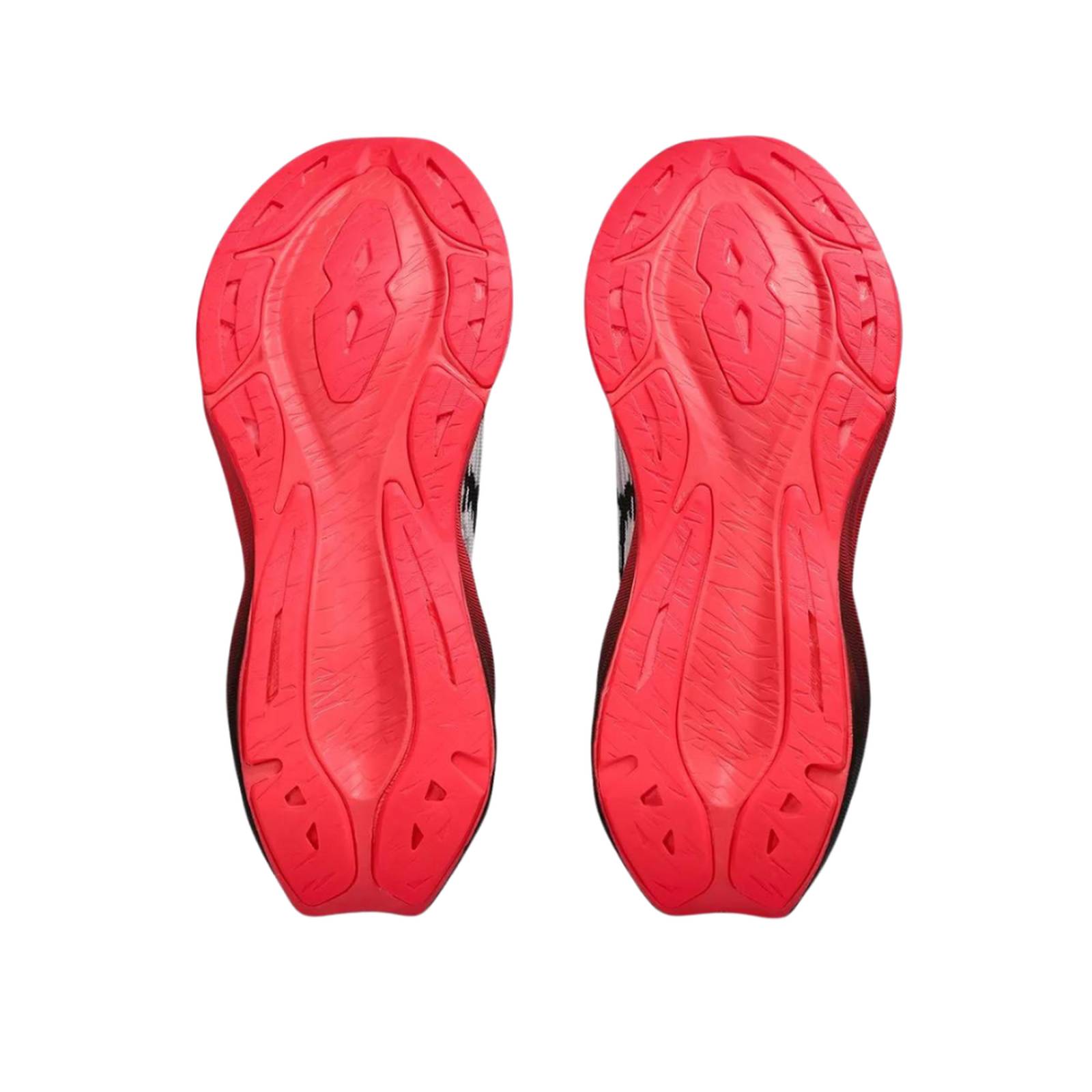 Tenis Asics Novablast 3 Hombre WH/BLK Sport Running 