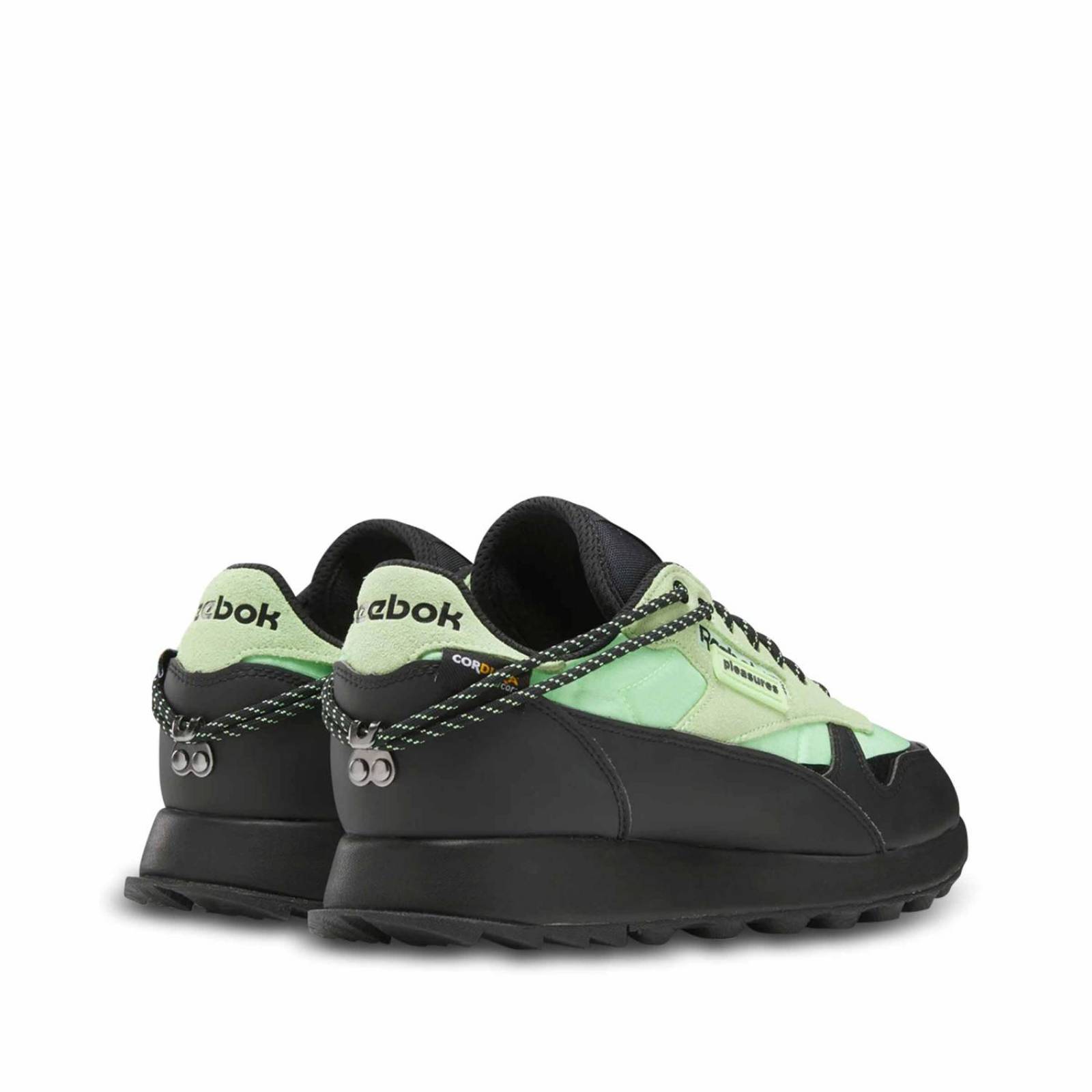 Tenis Reebok x Pleasures Classic Leather Hombre 