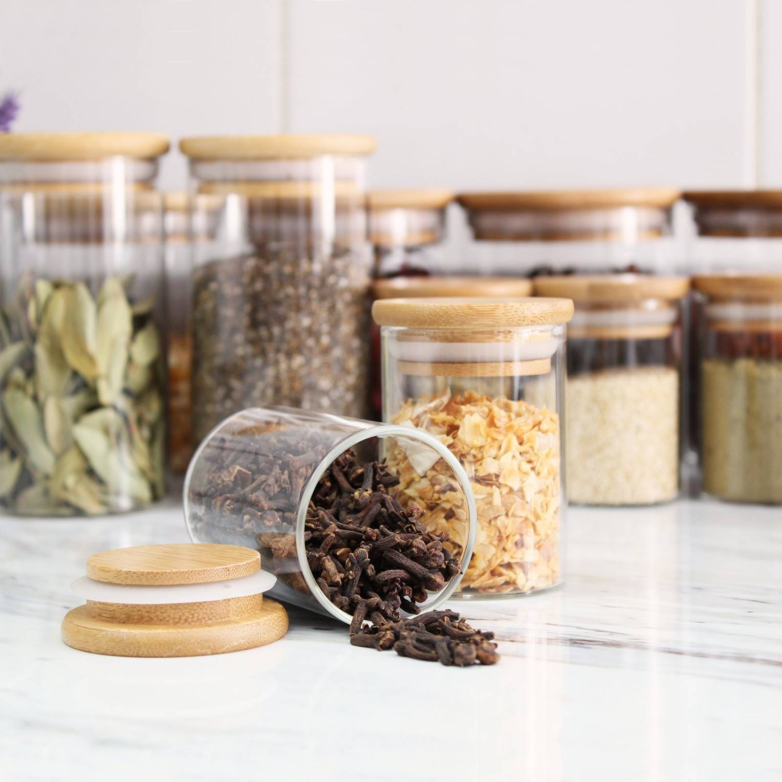 Set Kit Frascos Especieros de Vidrio Con Tapa de Bamboo Mix