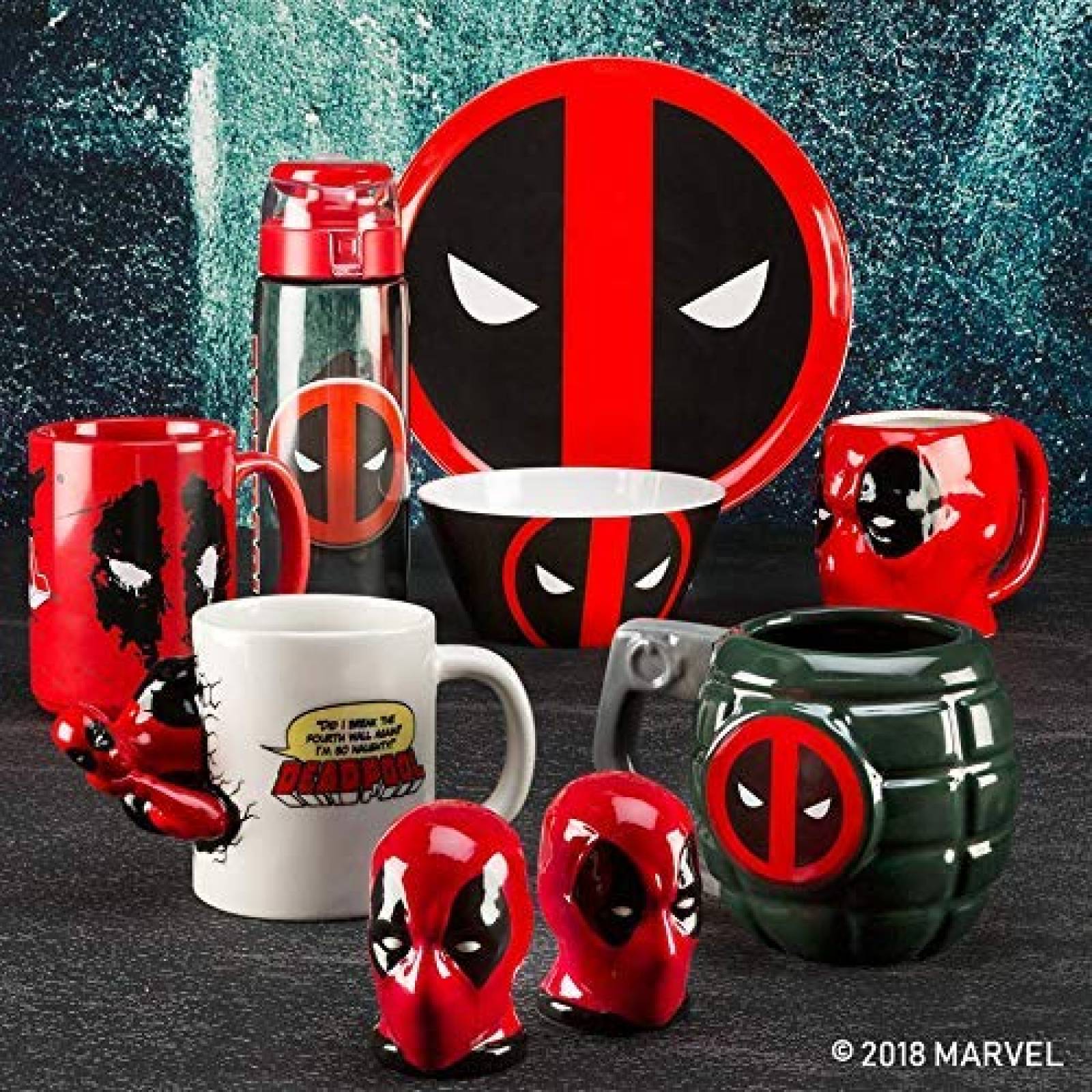 Zak 1555-3162 Taza De Café Cerámica 3d Deadpool Granada Marvel Disney 354 ml