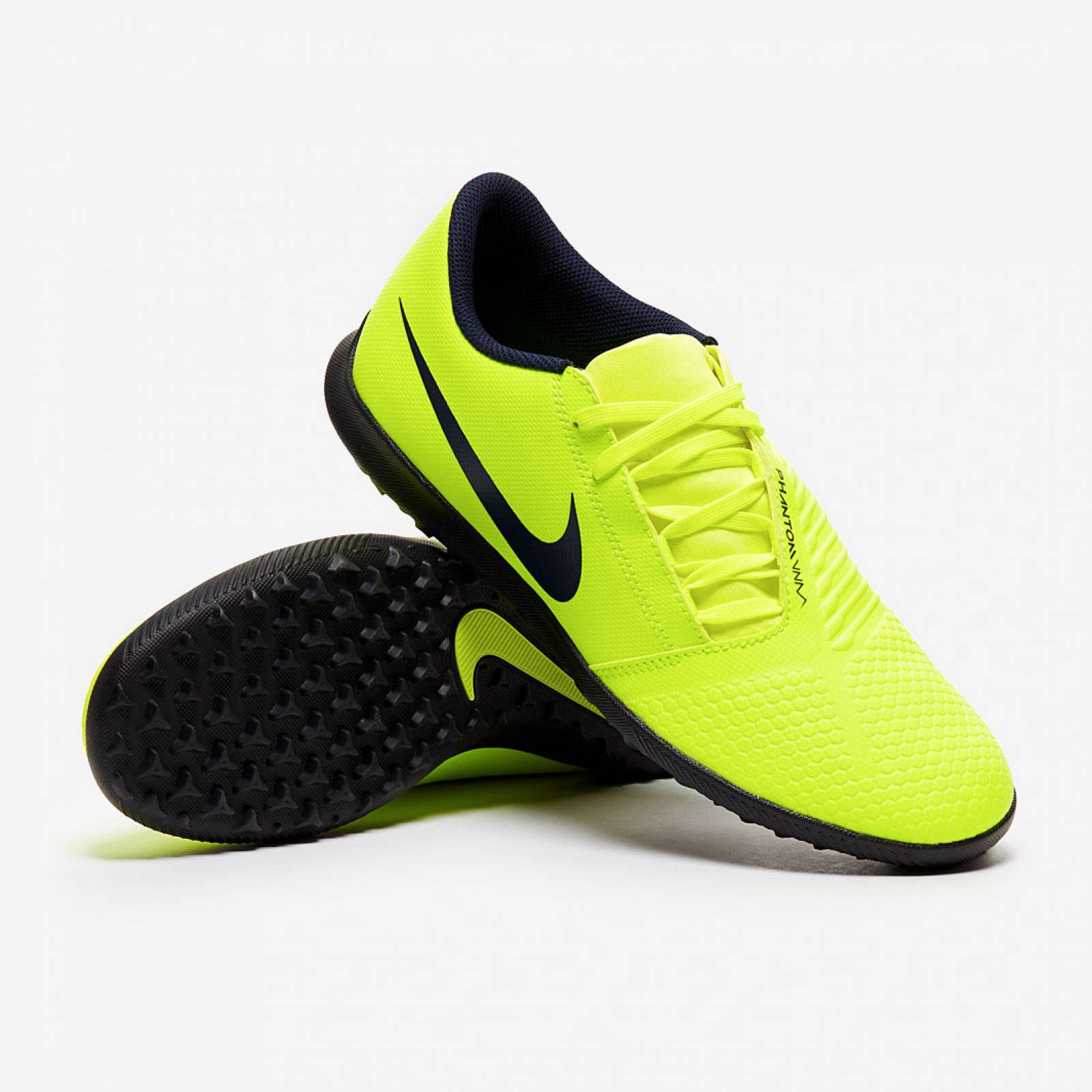 Tenis nike venom club tf