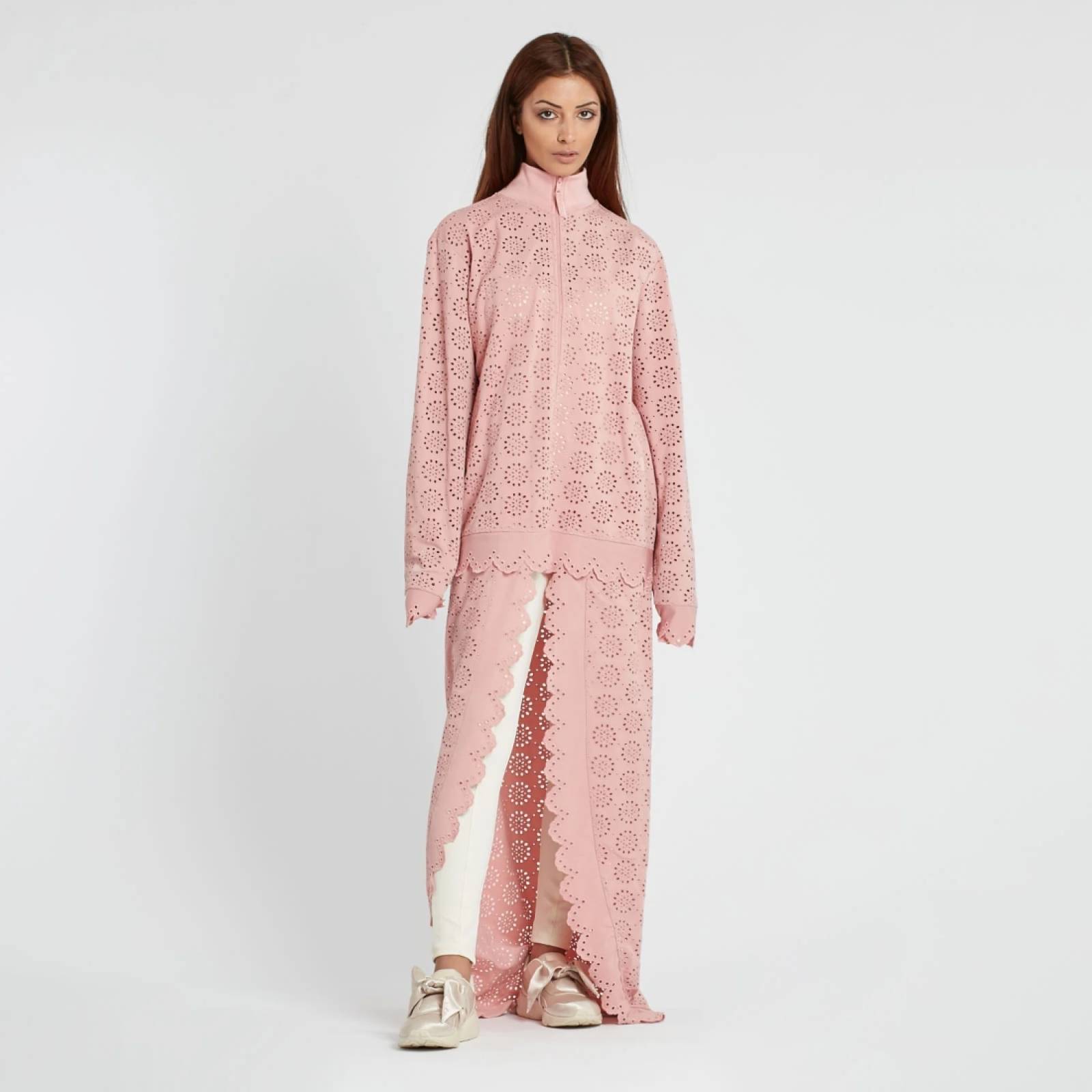 PUMA JACKET WITH CAPE SKIRT FENTY BY RIHANNA 574267 02