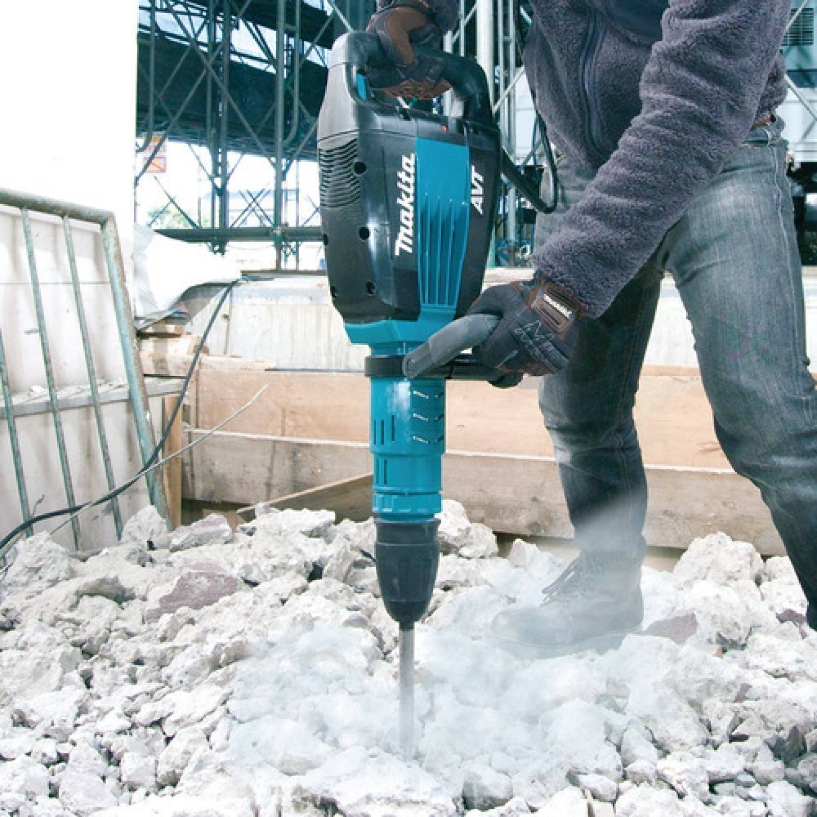 Martillo Demoledor Makita Hm1214c De 1500w Sds-max