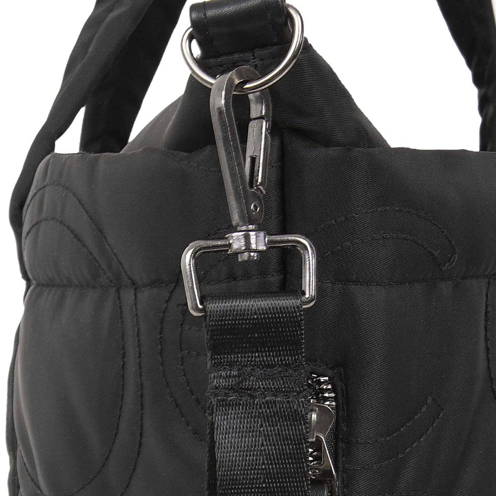 Pañalera Cloe Tote Bordado Icónico Negro