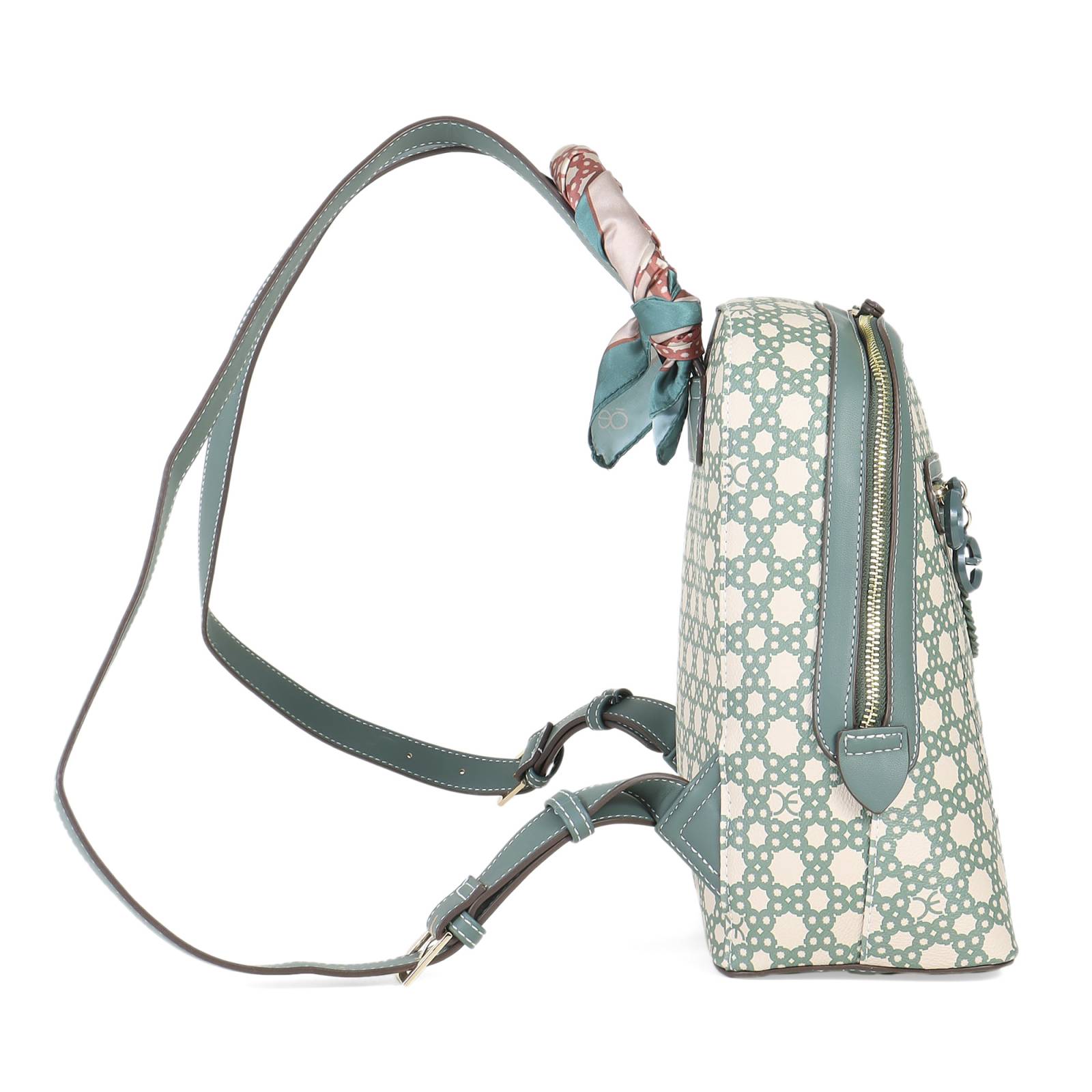 Mochila para Mujer Cloe Mediana con Mascada y Detalle Cadena