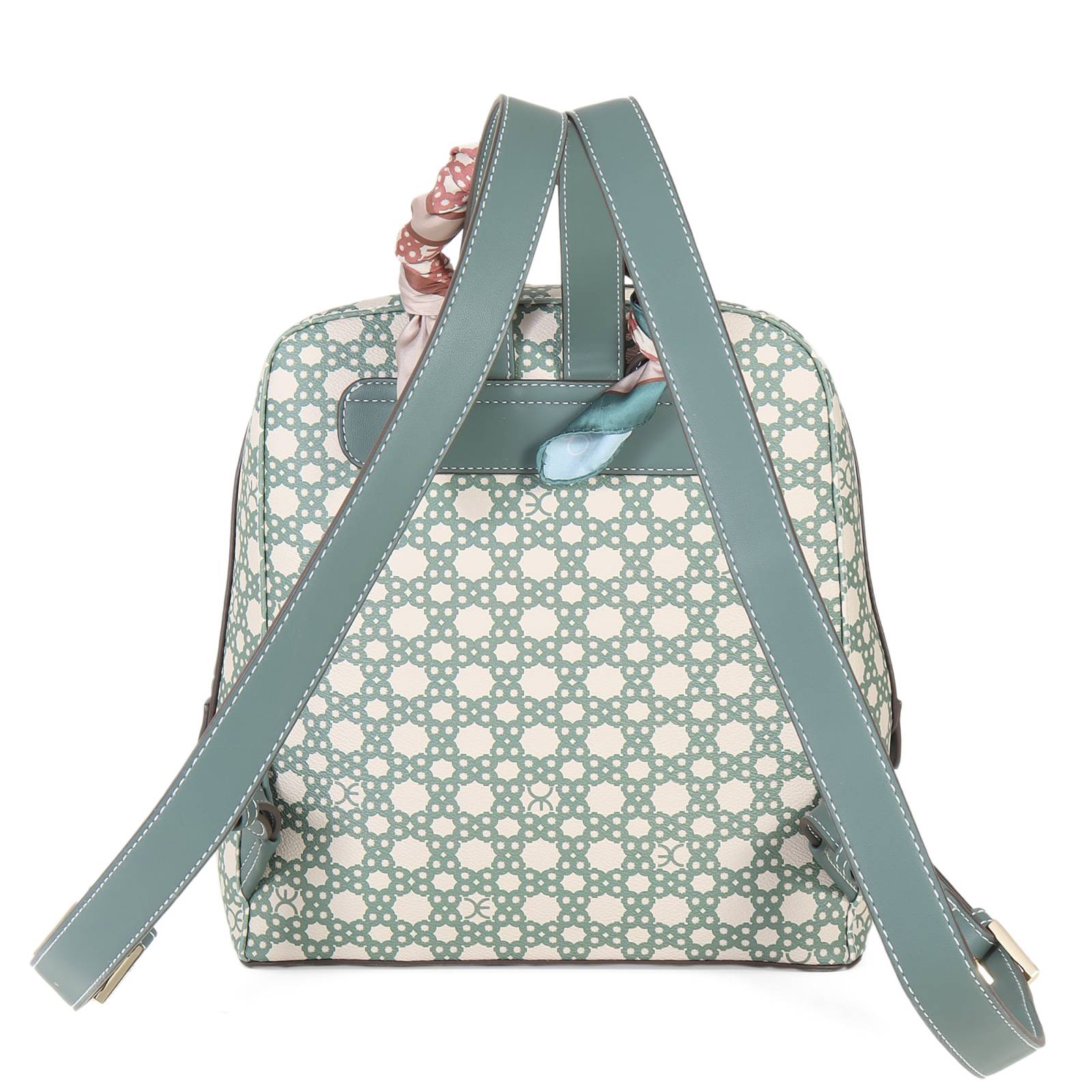 Mochila para Mujer Cloe Mediana con Mascada y Detalle Cadena