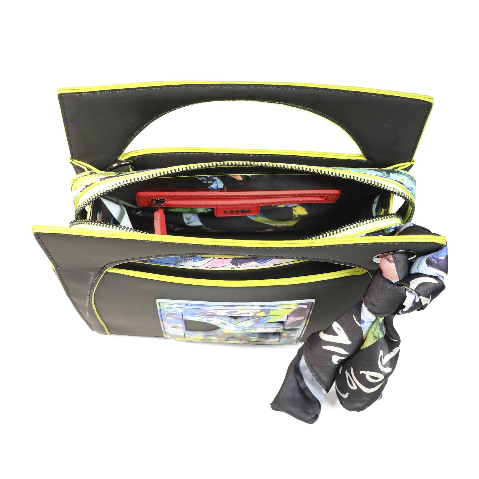 Bolsa Satchel Chica Oe Gallery con Mascada color Negro