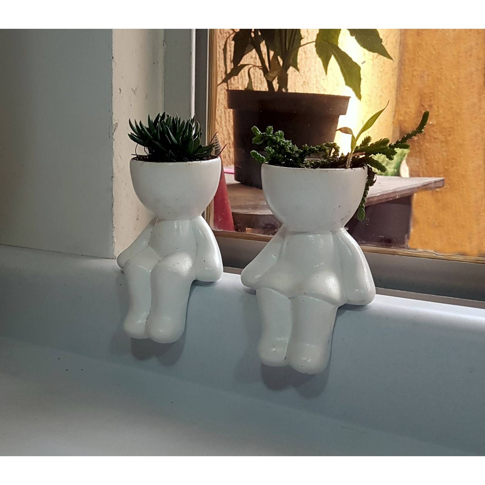 Maceta de Cerámica en Forma de Niños sentados