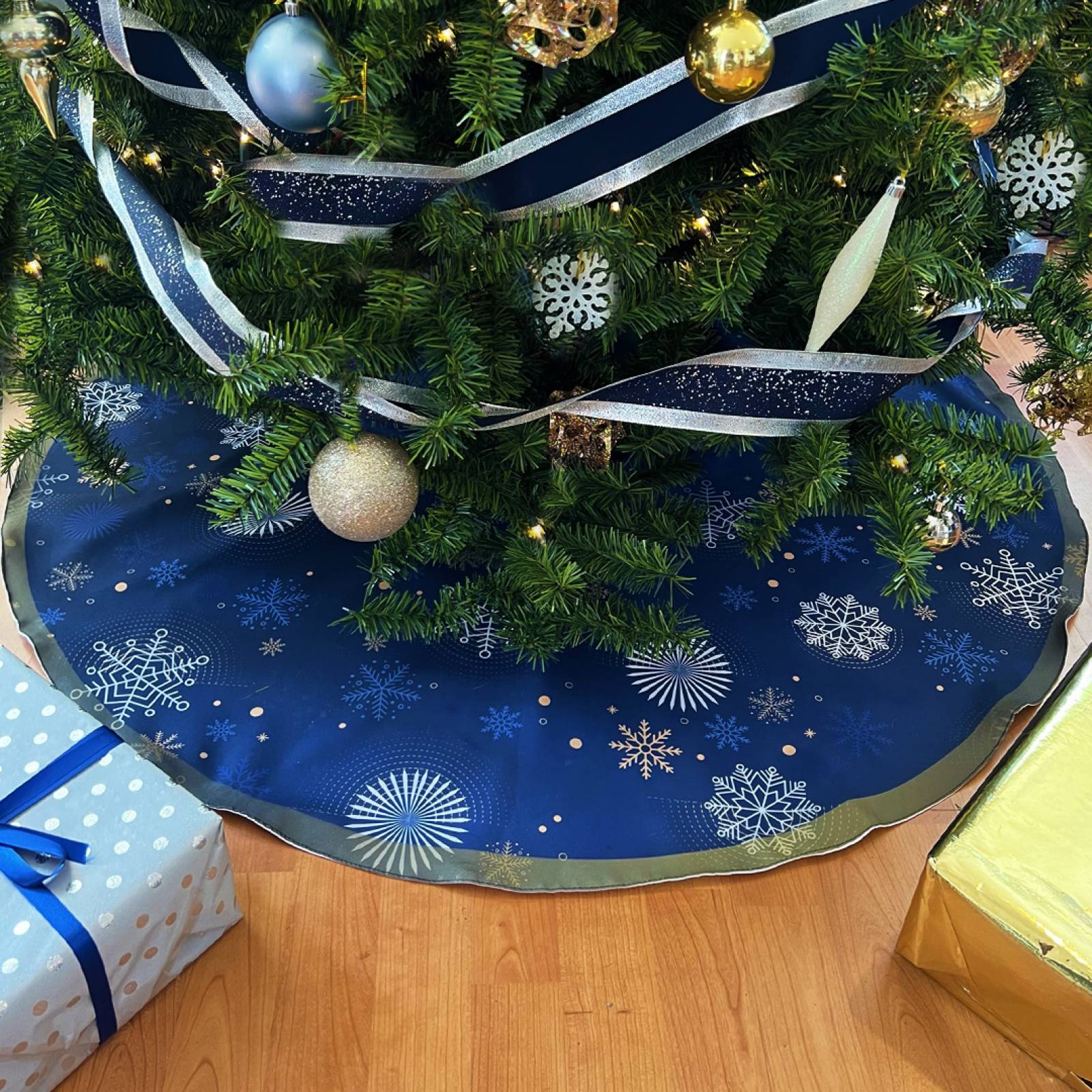 Pie De Árbol Béla Navideño Diámetro 120cm Copos
