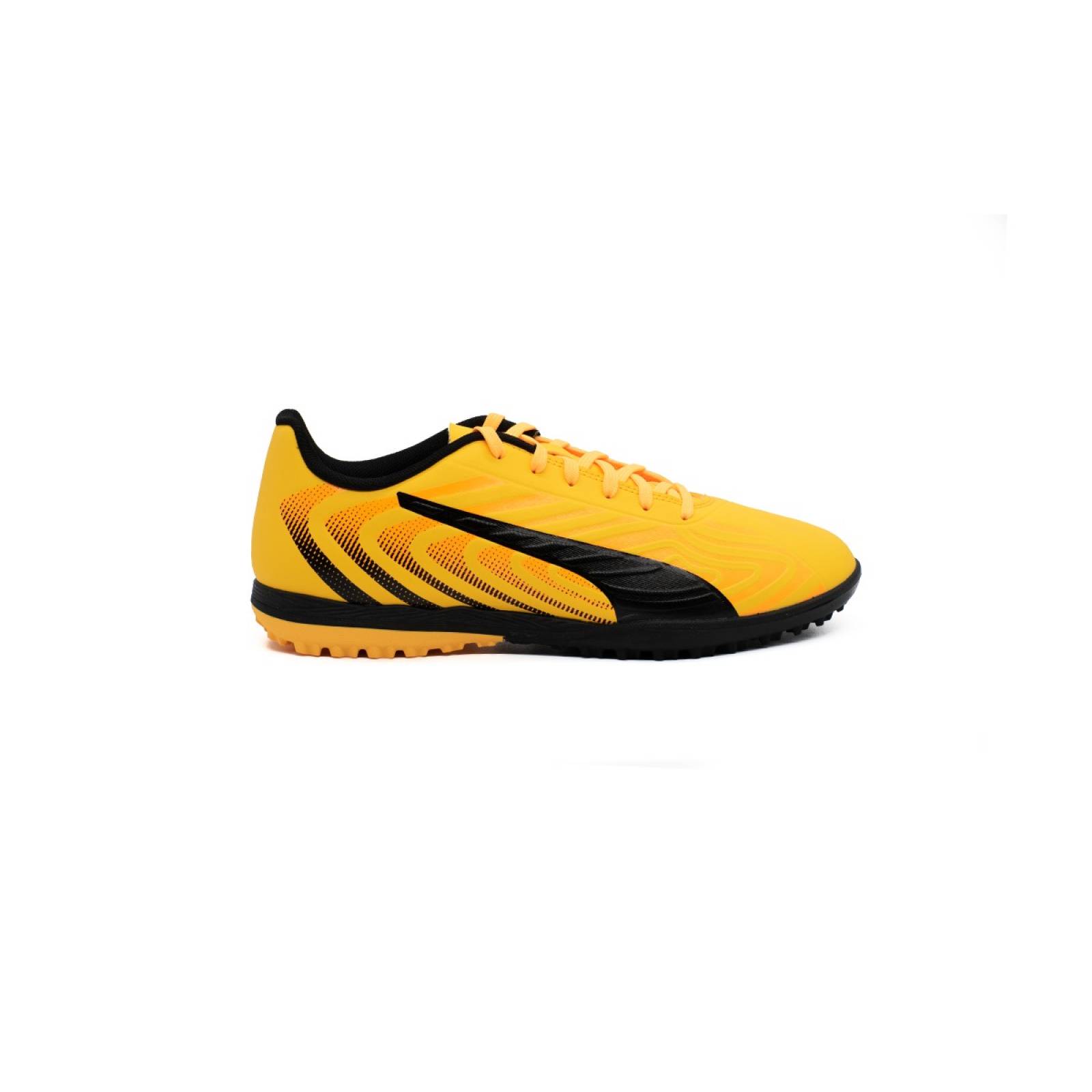 TENIS PARA FÚTBOL RÁPIDO PUMA ONE 204 TT 105833 01 (AMARILLO NEGRO)