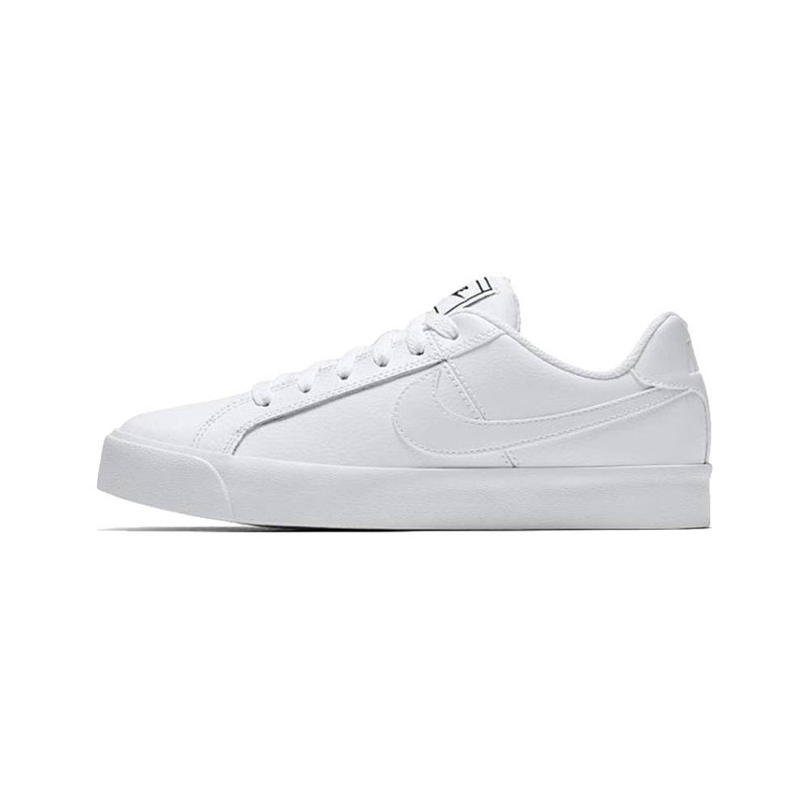 Tenis Nike Court Royale Blancos Mujer AO2810102