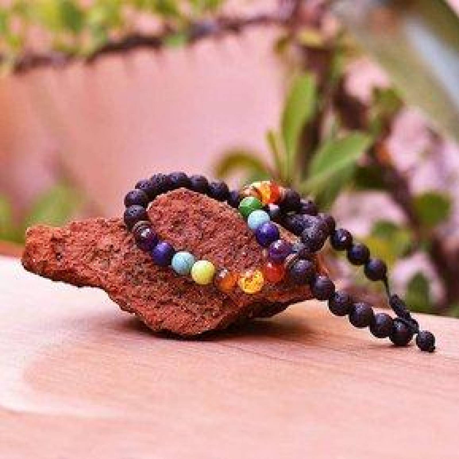 Pulsera con Piedra Volcánica, Alineación de 7 Chakras, Aromaterapia 