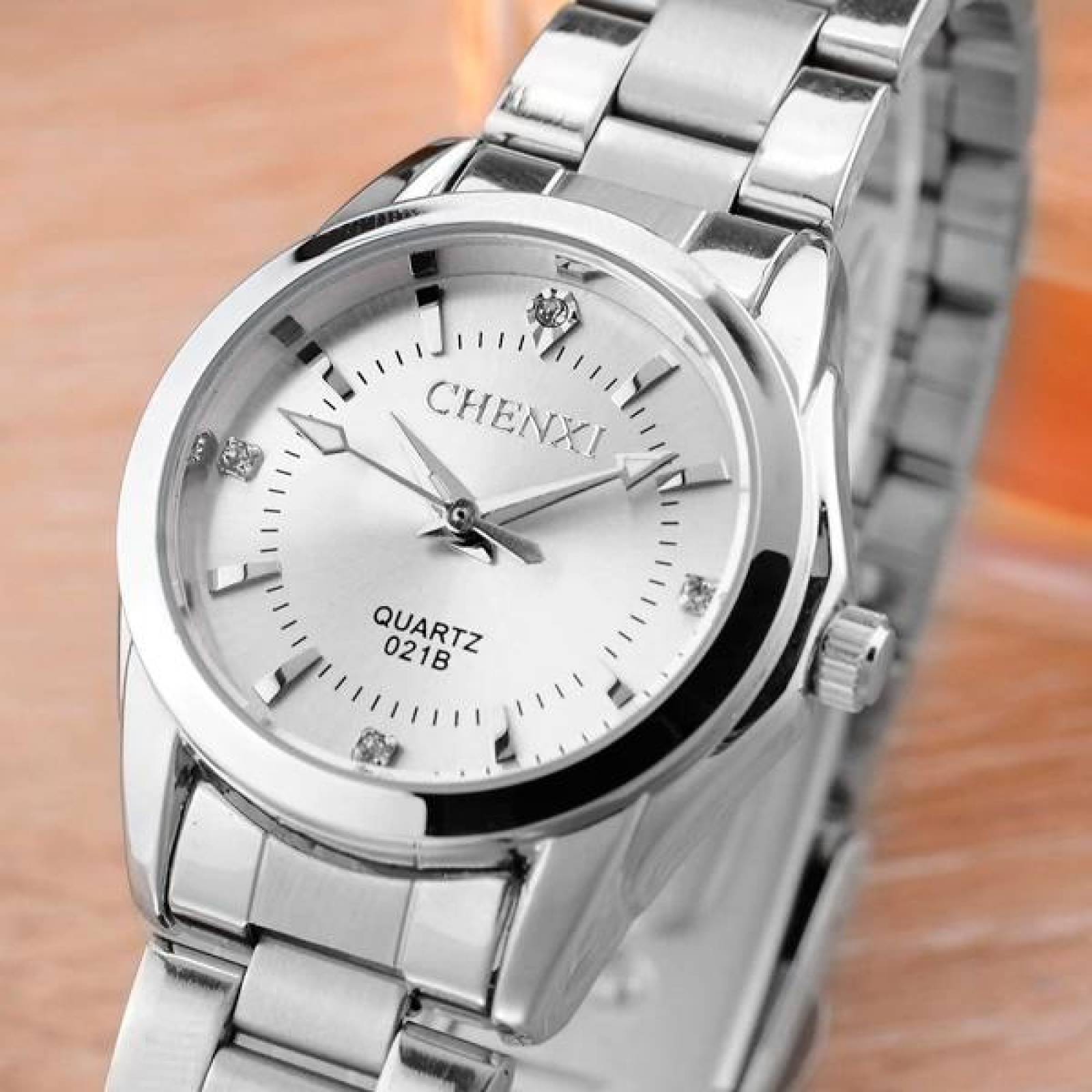 Chenxi, Reloj para Mujer, Análogo, Dama, Ajustable, 3 ATM, Diseño Único, Brilla, Movimiento de Cuarz Plateado 25 mm