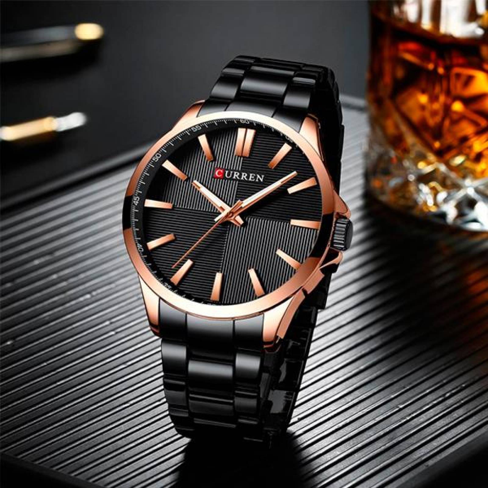 Reloj Curren para Hombre, Análogo, Formal, Ejecutivo, Ajustable, 3 ATM, Cuarzo, Acero Inoxidable, Br 25 mm Negro