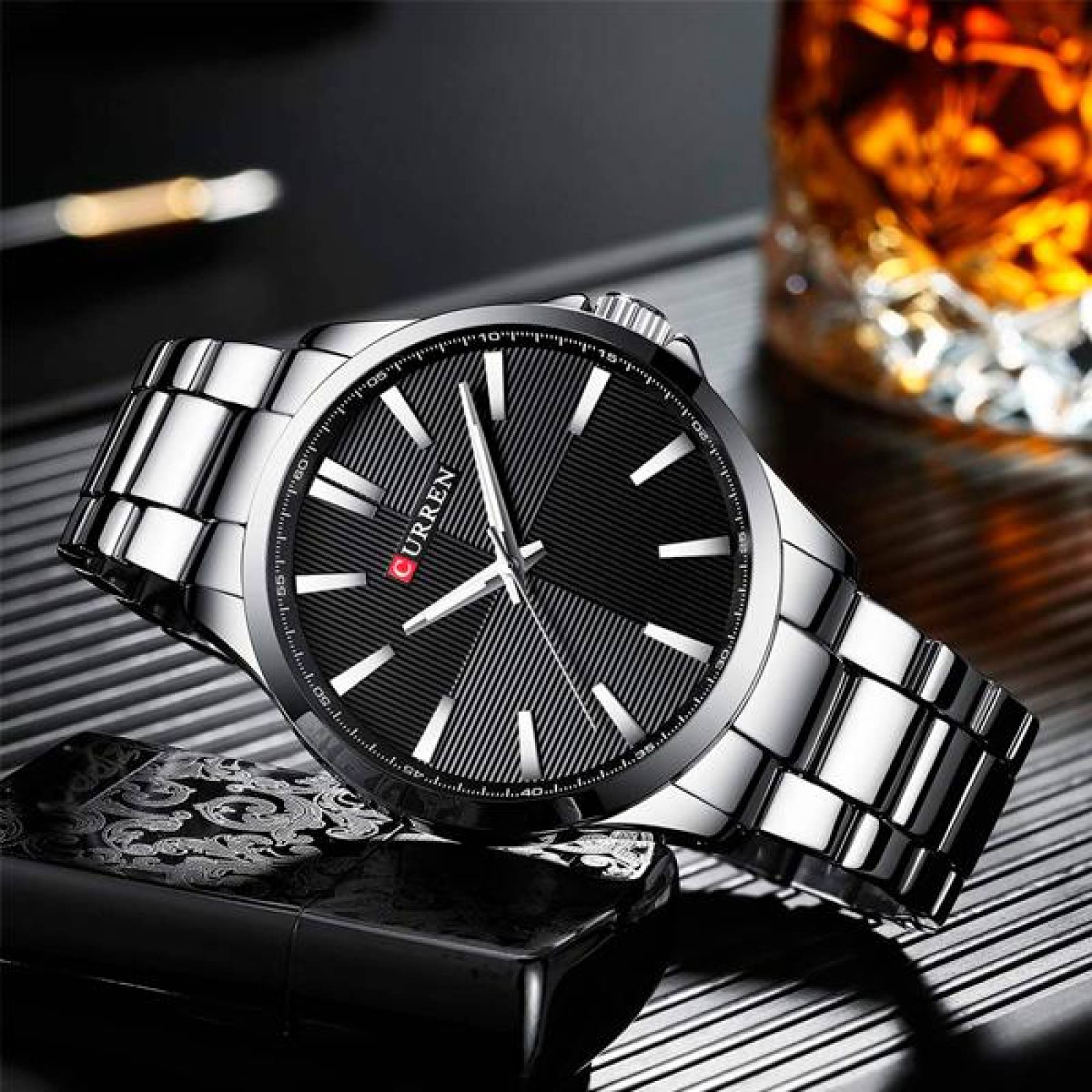 Reloj Curren para Hombre, Análogo, Formal, Ejecutivo, Ajustable, 3 ATM, Cuarzo, Acero Inoxidable, Br Plateado 25 mm