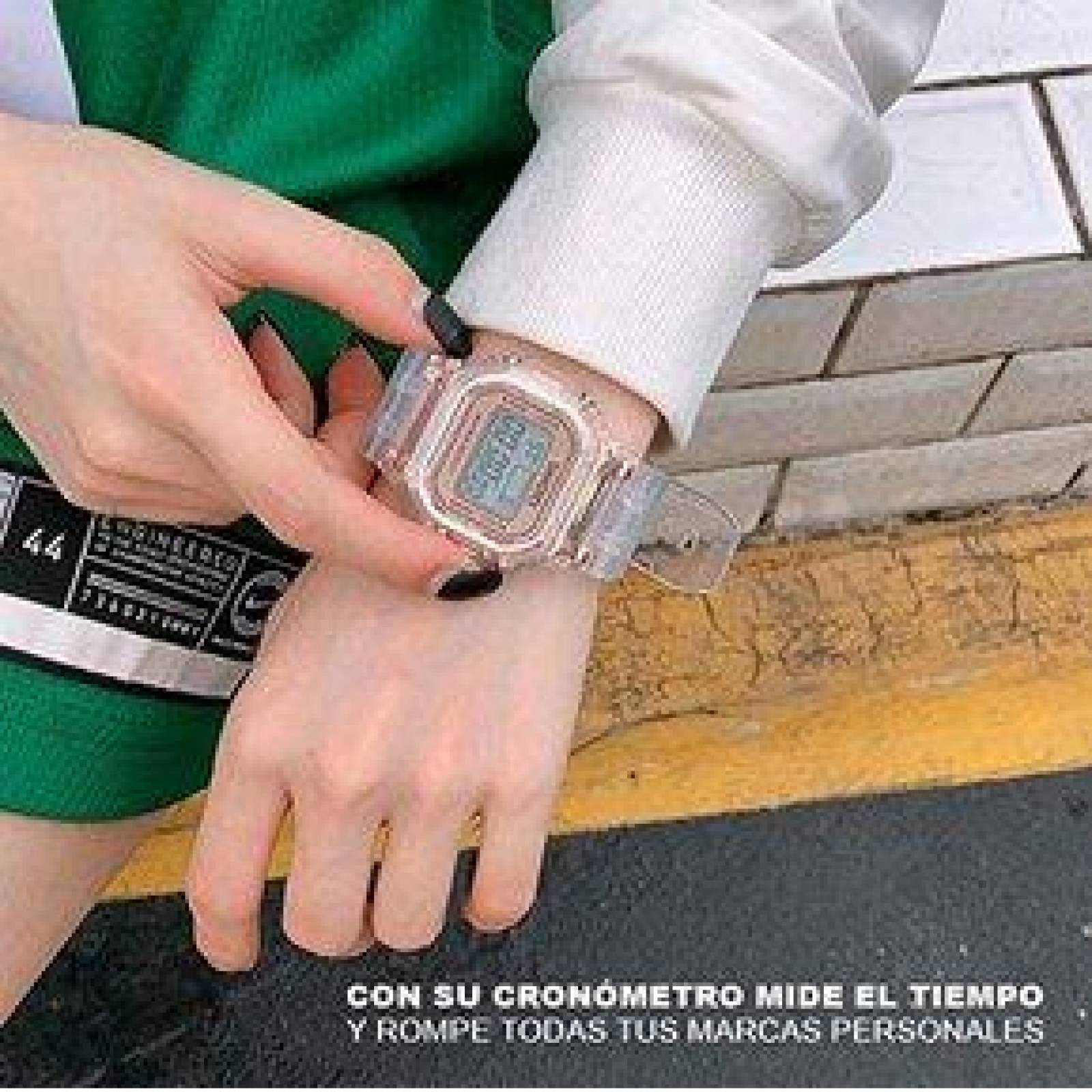 Reloj SHHORS Digital Diseño Retro Correa de Silicón, Broche de Hebilla 