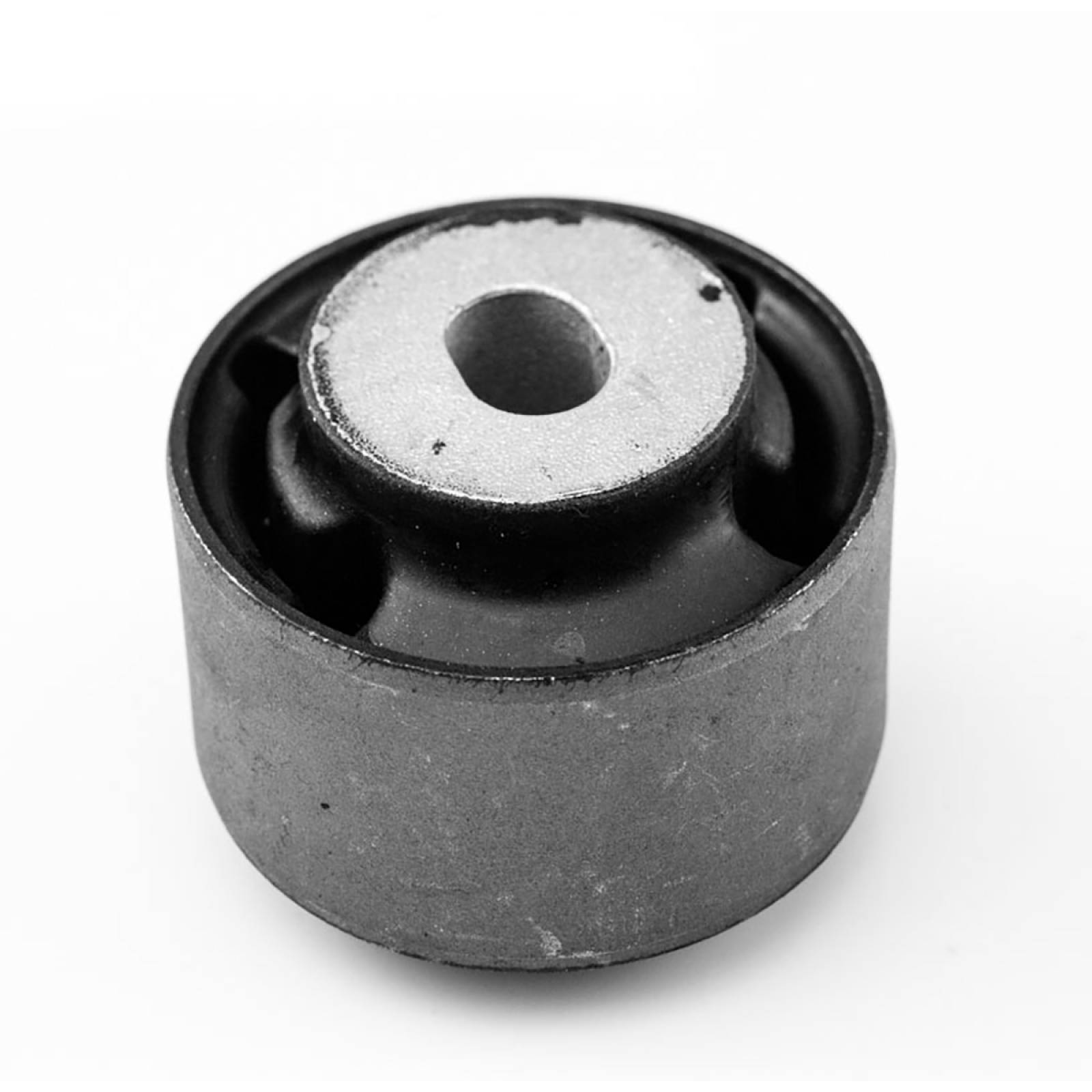 Buje Horquilla Mazda 2 Ecosport Fiesta Figo Inferior Grande