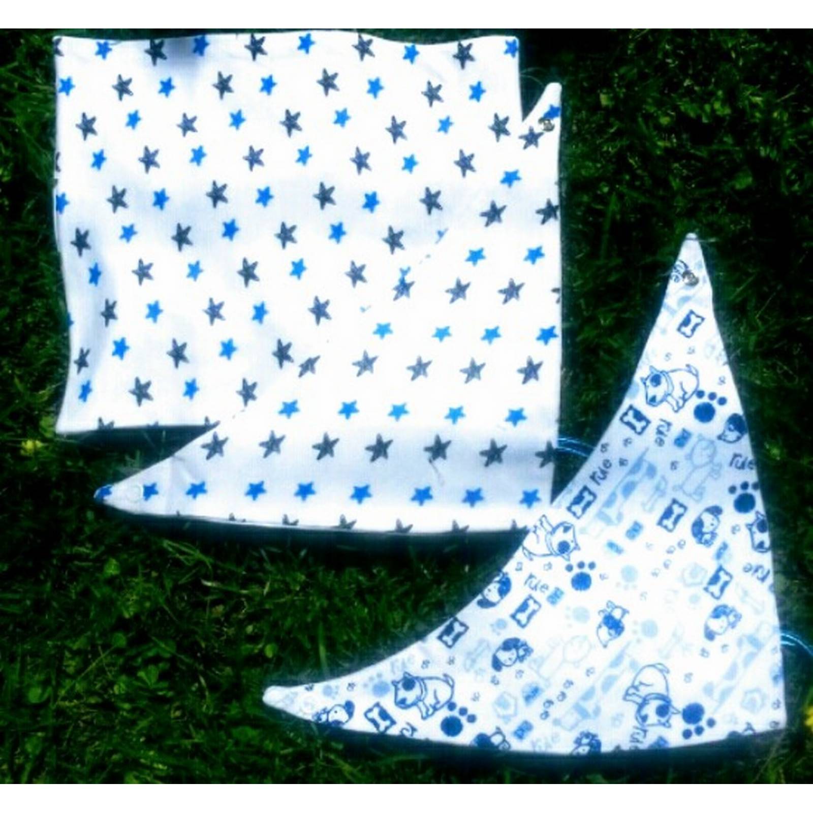 Set De 2 Baberos Tipo Pañoleta  Con Limpia Babitas