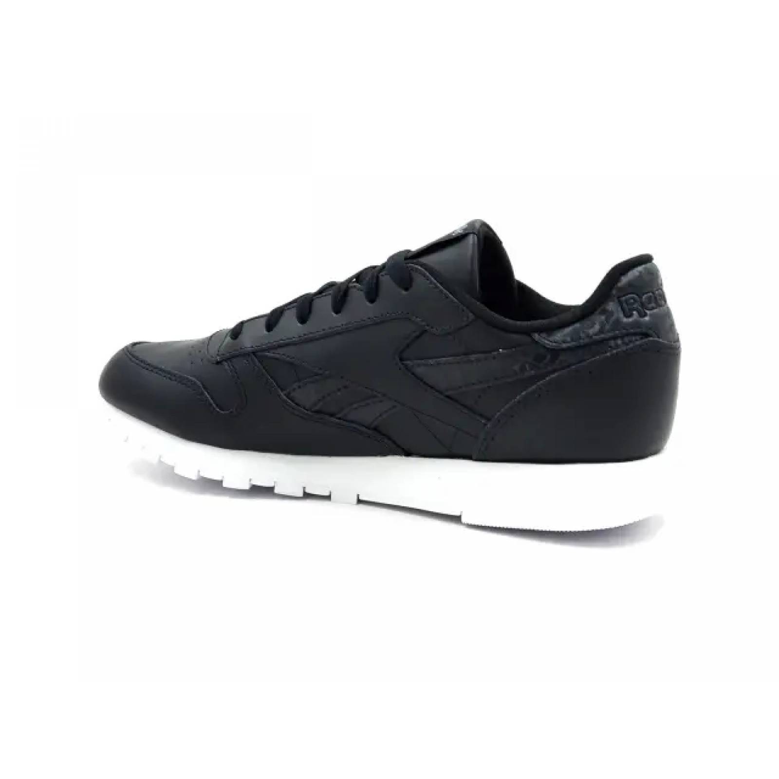 Tenis Casual Reebok Classic Leather DV8155 Color Negro Original!
