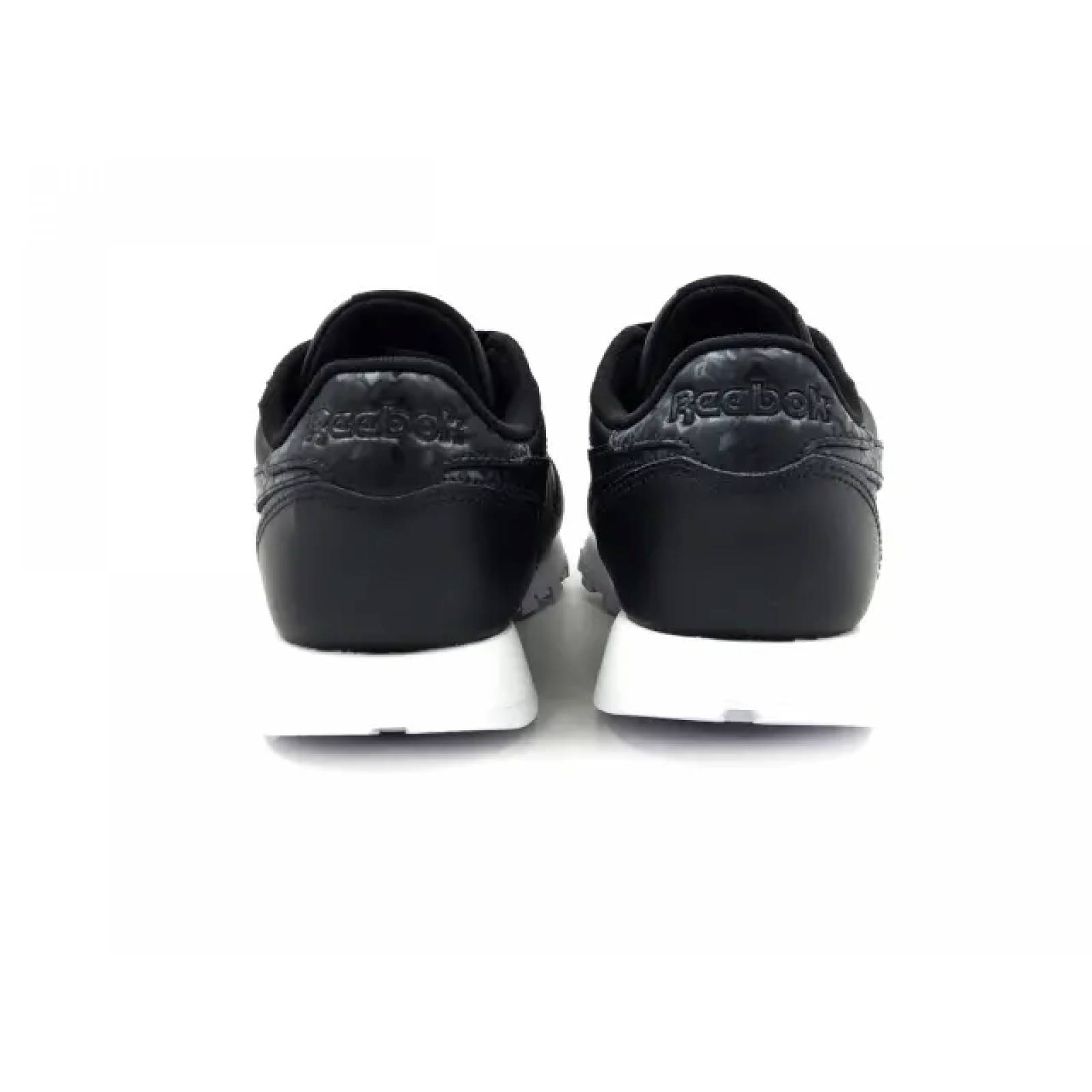 Tenis Casual Reebok Classic Leather DV8155 Color Negro Original!
