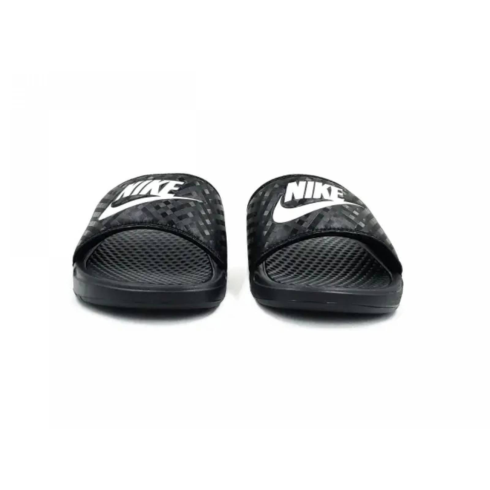 Sandalia Nike Benassi JDI 343881 011 Color Negro