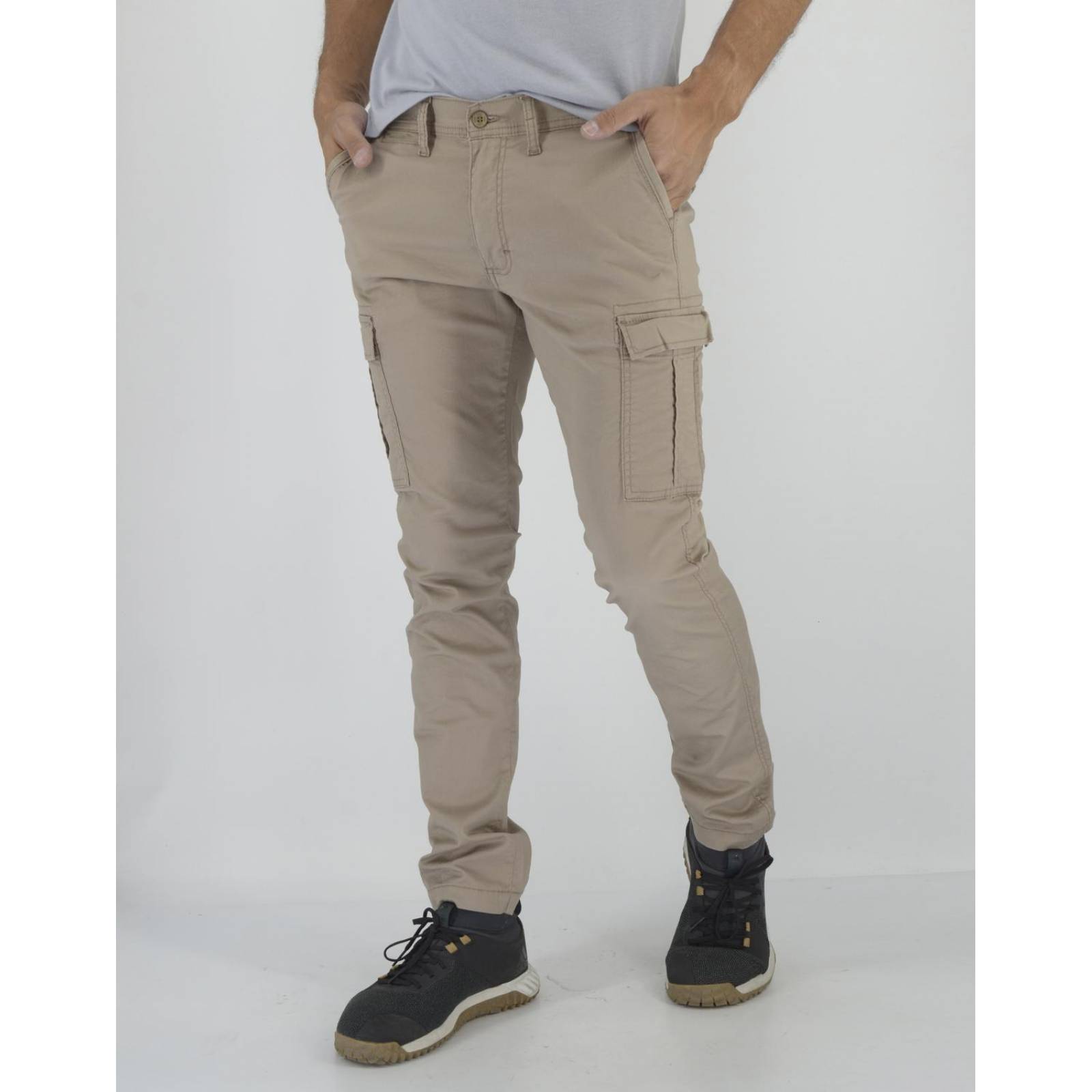 Pantalón Casual Hombre Oggi Café 59103125 Gabardina Stretch