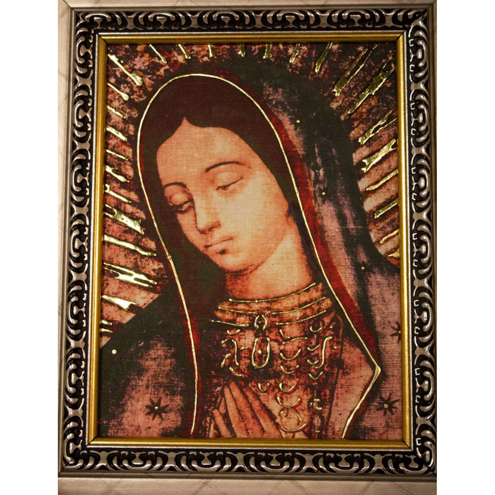 Cuadro Virgen de Guadalupe rostro con relieves dorados grande color oro palido medida 48x41 cm