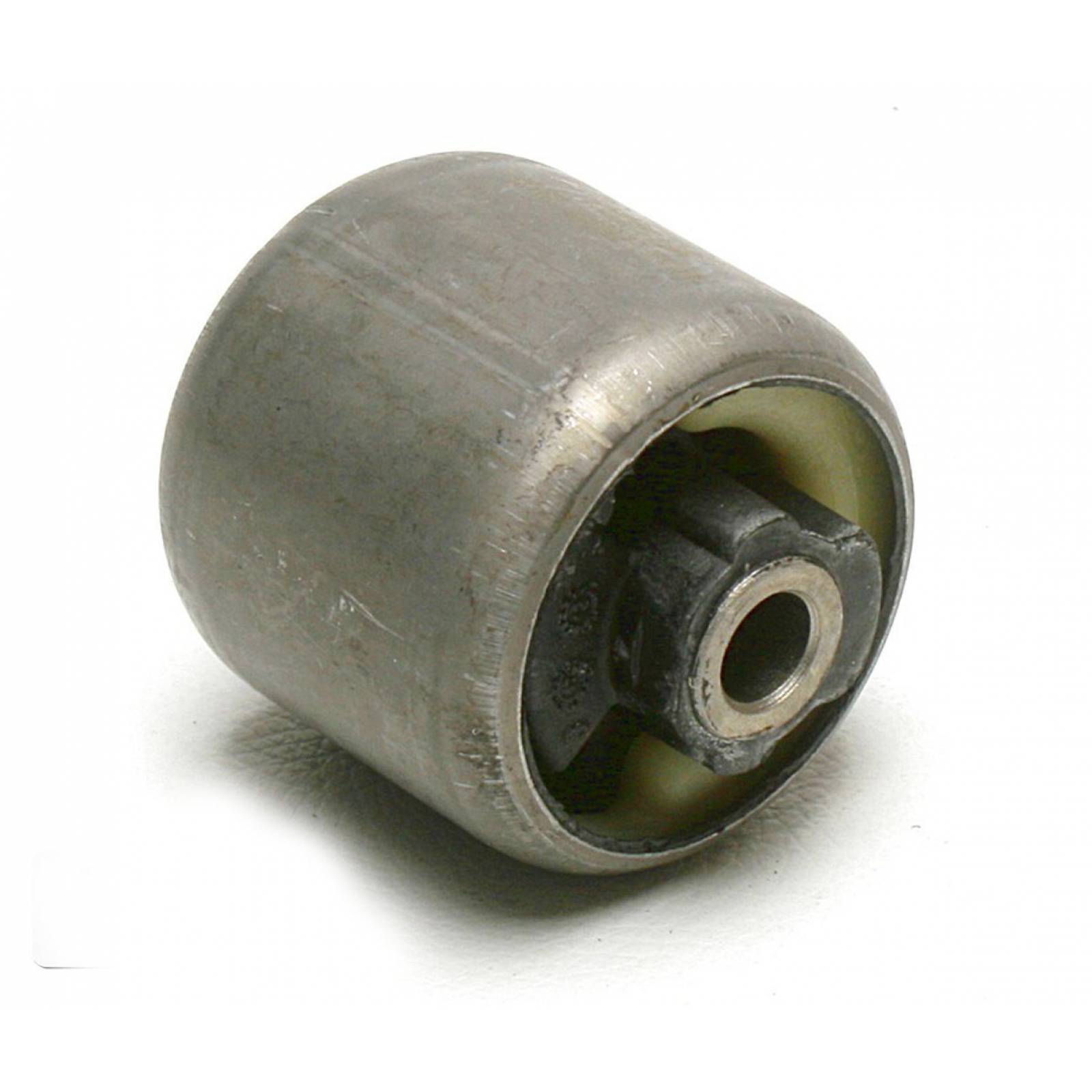 Buje De Eje Trasero Ford Fiesta 97 98 99 00 01 02 Ka