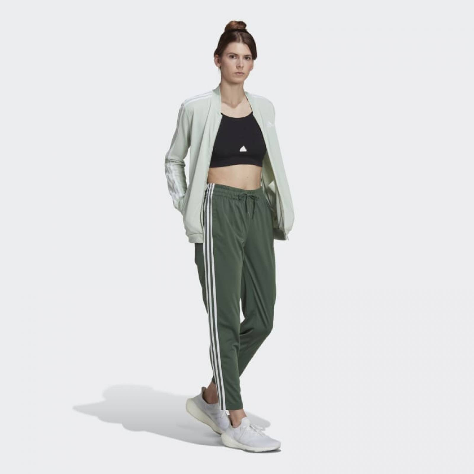 Pans Conjunto Deportivo Essentials Para Mujer HM1915