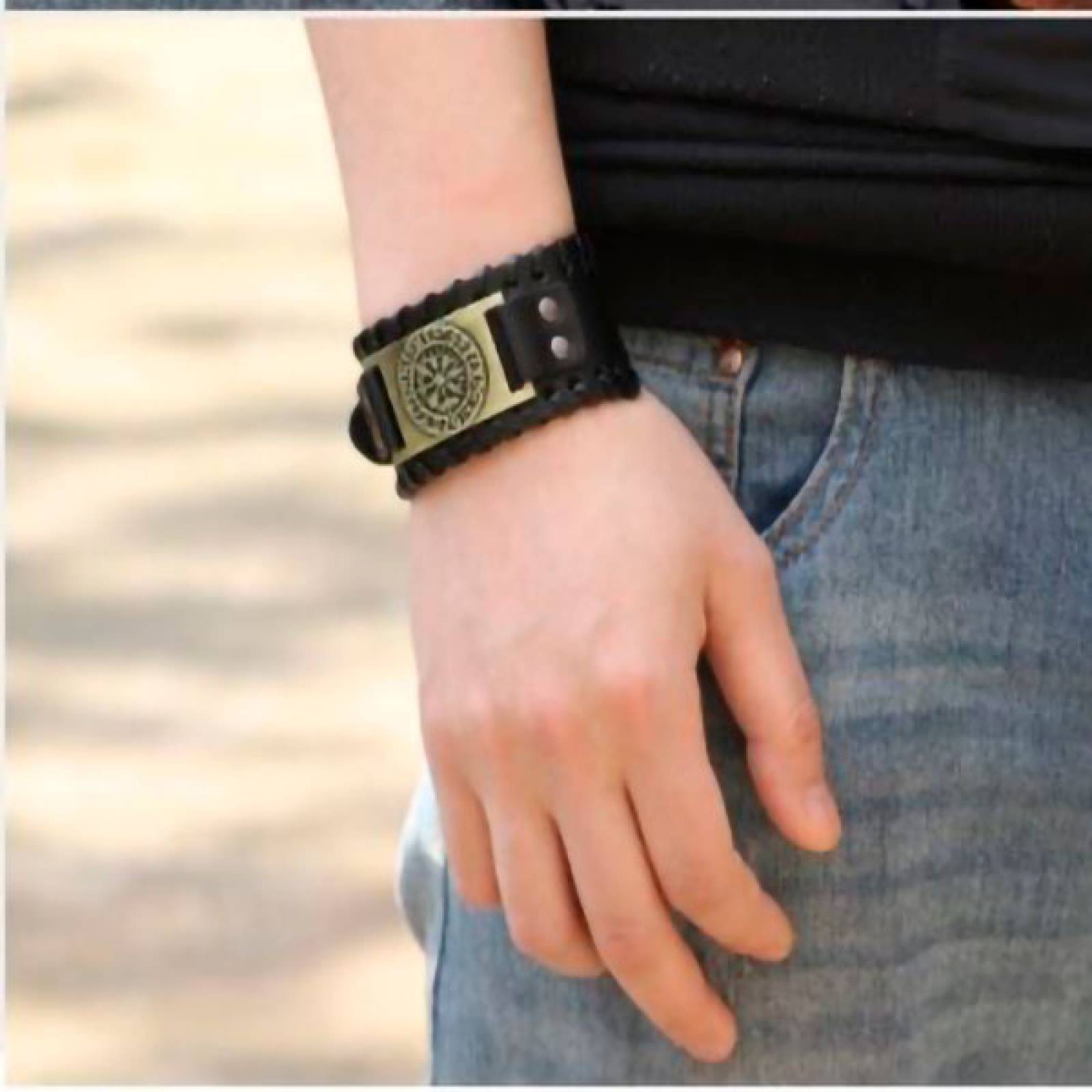 MADIOLA Pulsera de piel vikinga brazalete ajustable. Pulsera de cuero para hombre o mujer Yggradsil. Ngo/Bronze