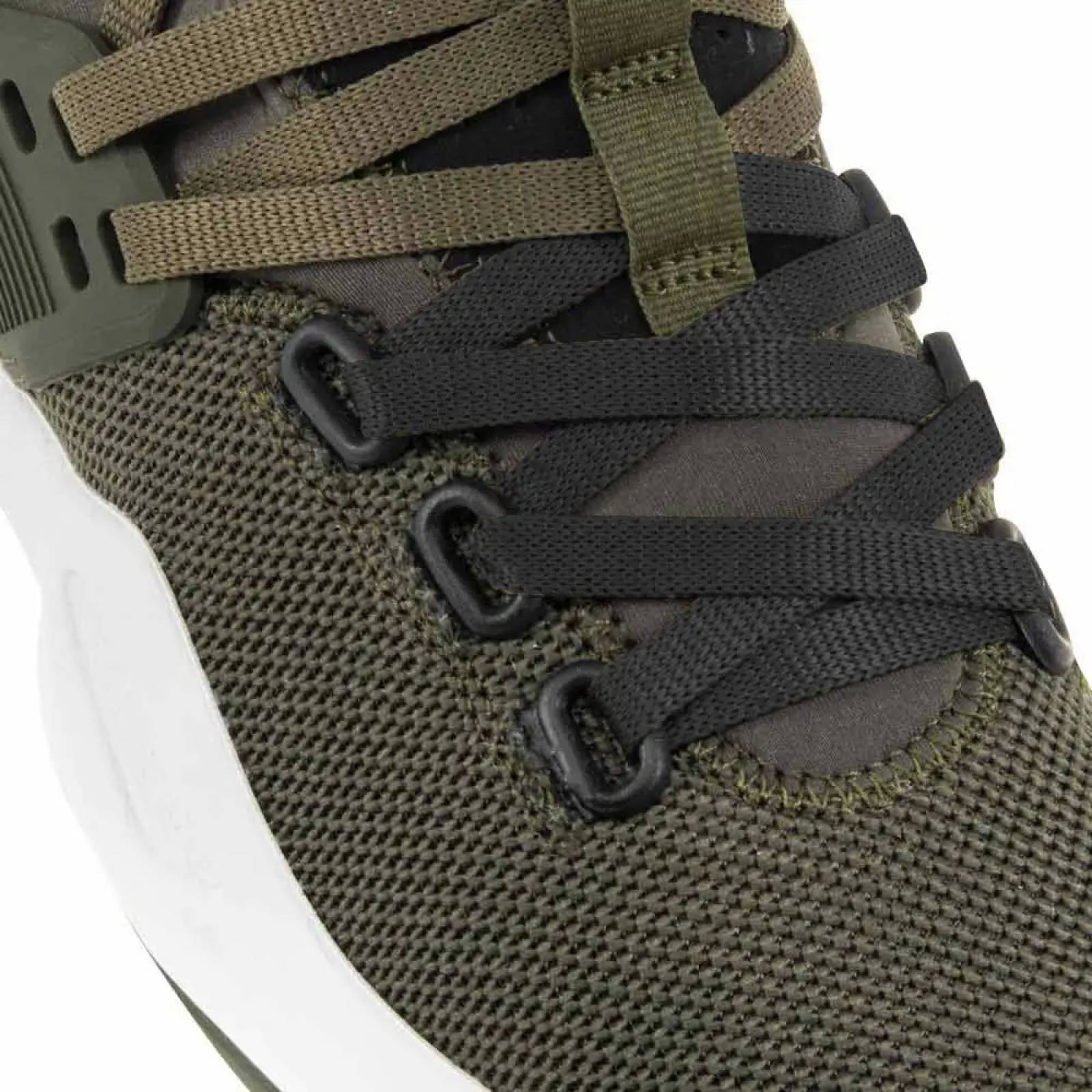 Choclo tenis casual urbano caballero verde olivo Ducati modelo 8468