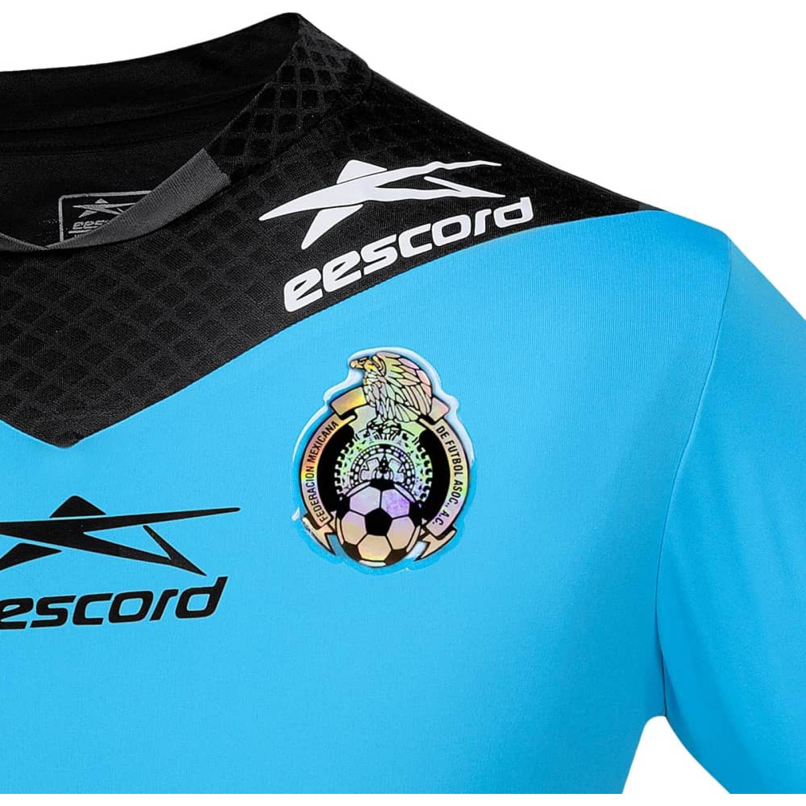 Jersey deportiva caballero azul Eescord modelo RSEY