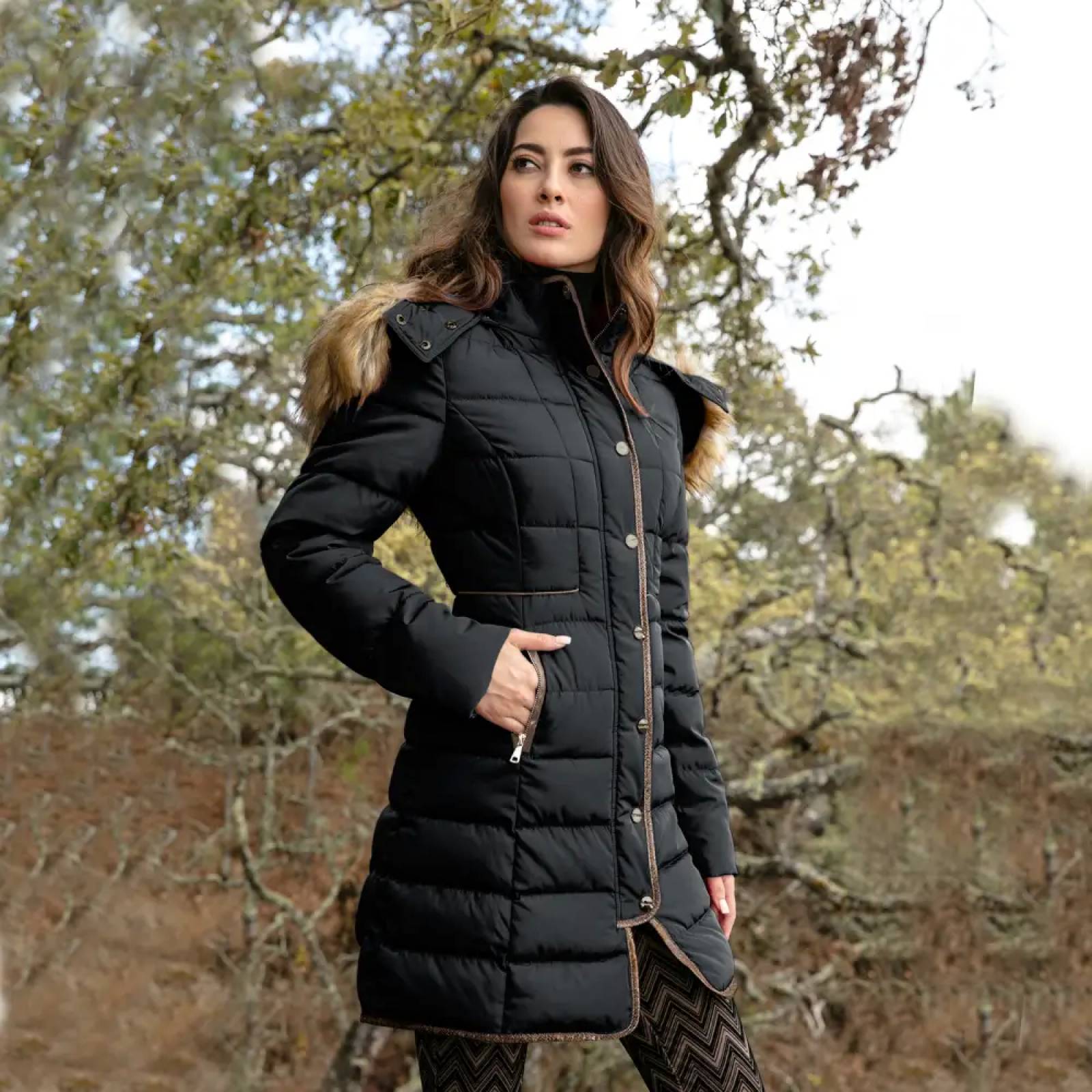 Chamarra abrigadora dama negro Holly Land modelo 0880