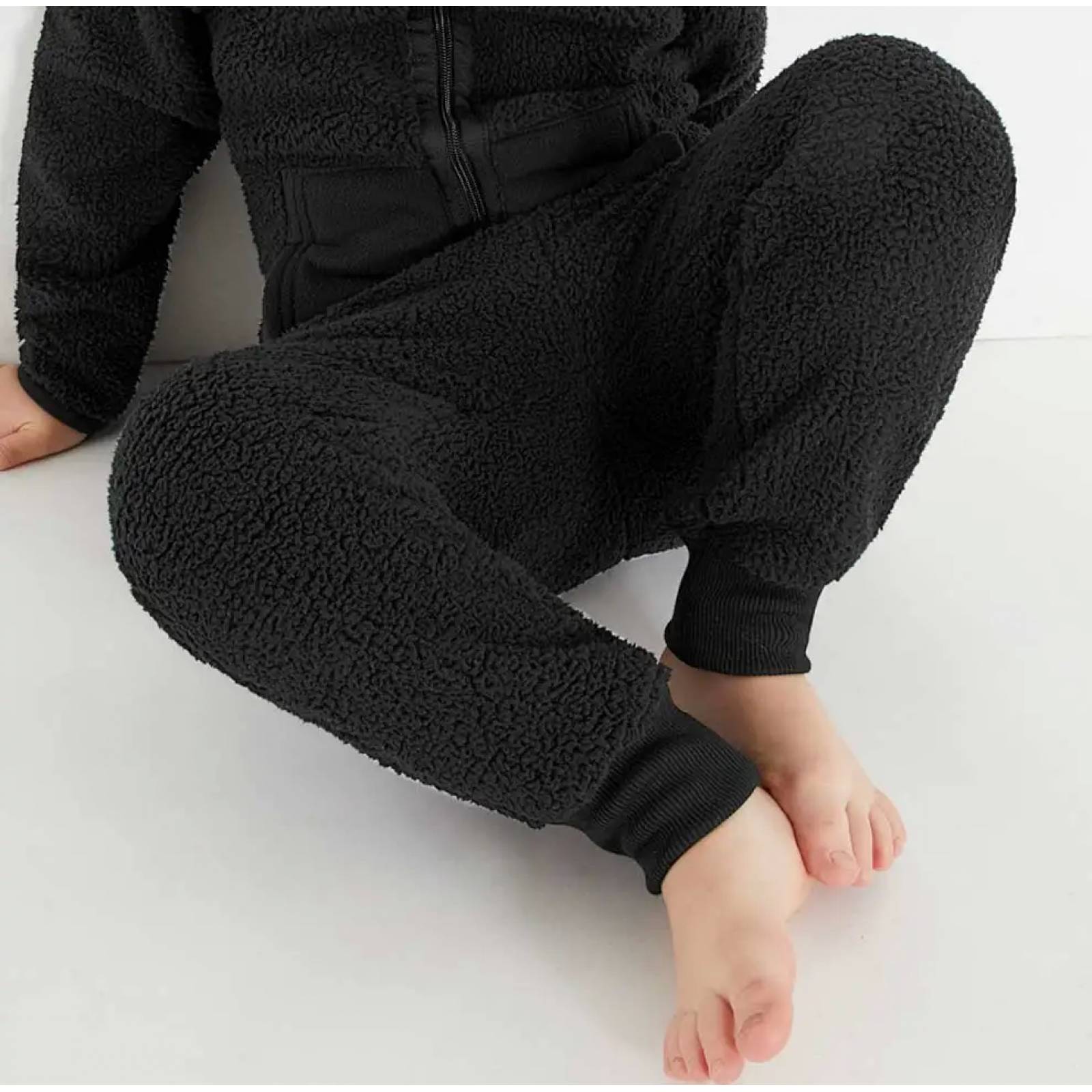Conjunto/traje deportiva niño negro Next & Co modelo 222F