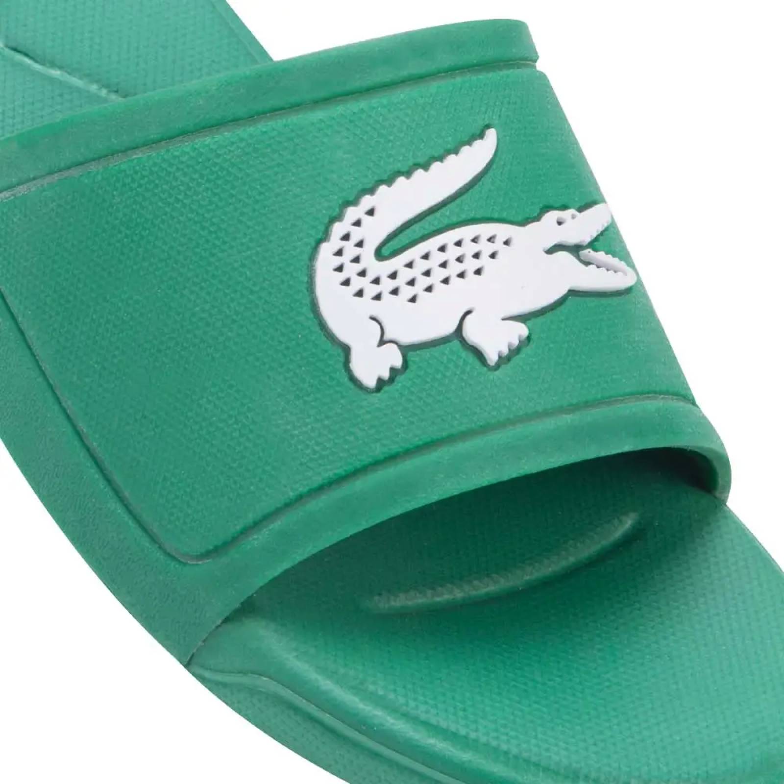 Sandalia playa/baño juniors verde Lacoste modelo 81R7