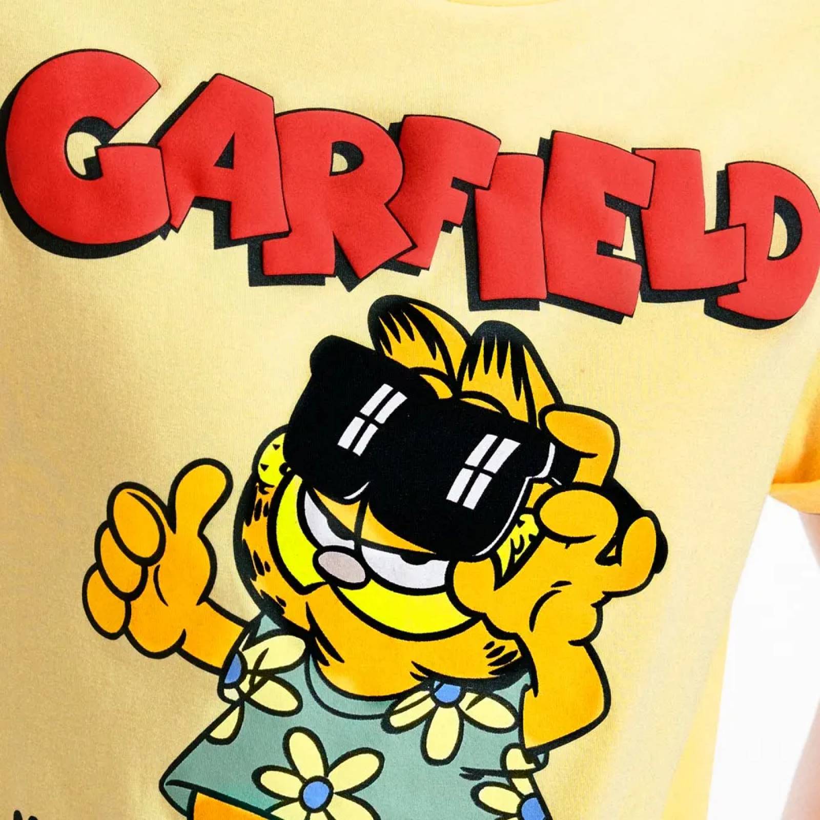 Playera casual dama amarillo Garfield modelo CV03