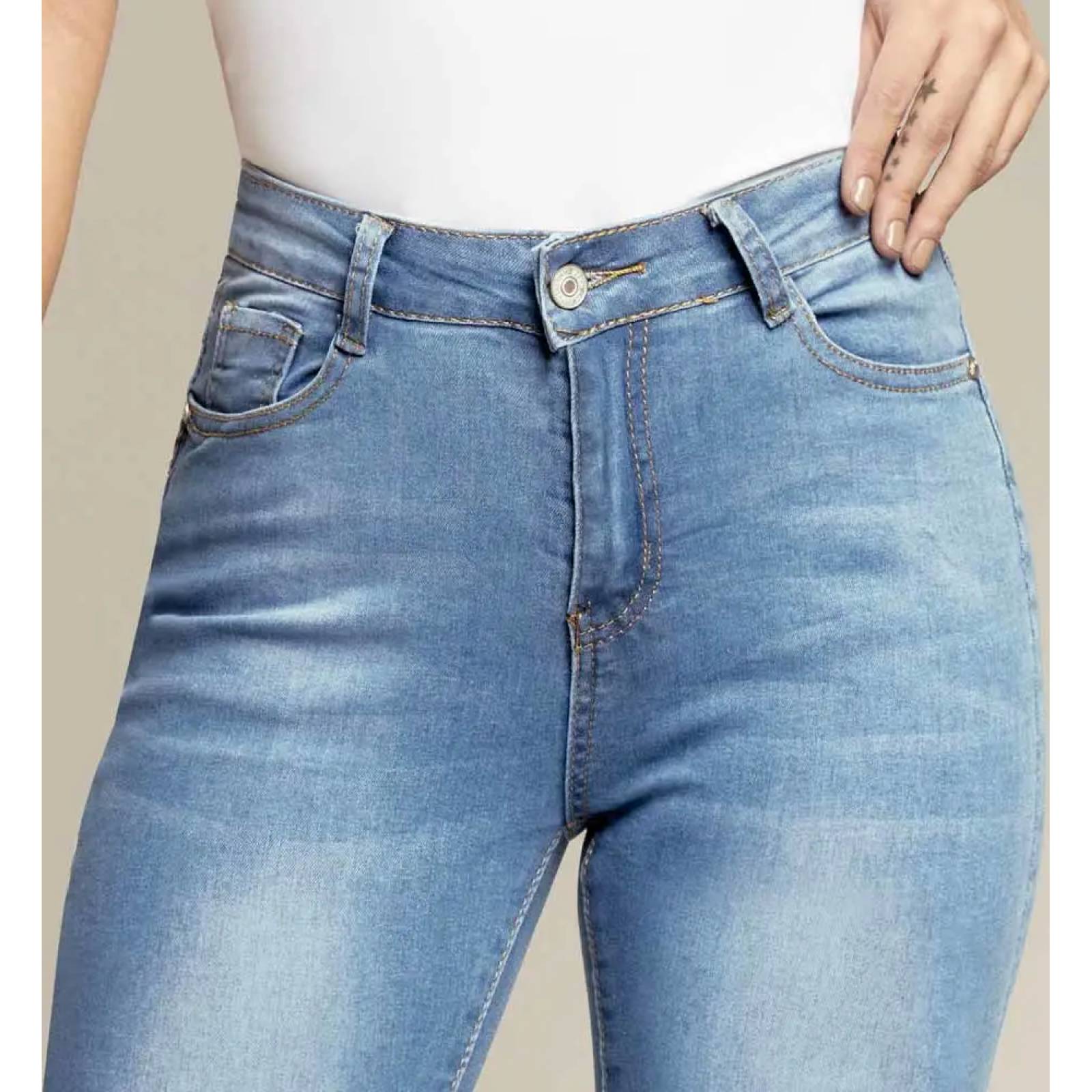 Jeans casual dama bleach Atmosphere Dnm modelo 0345