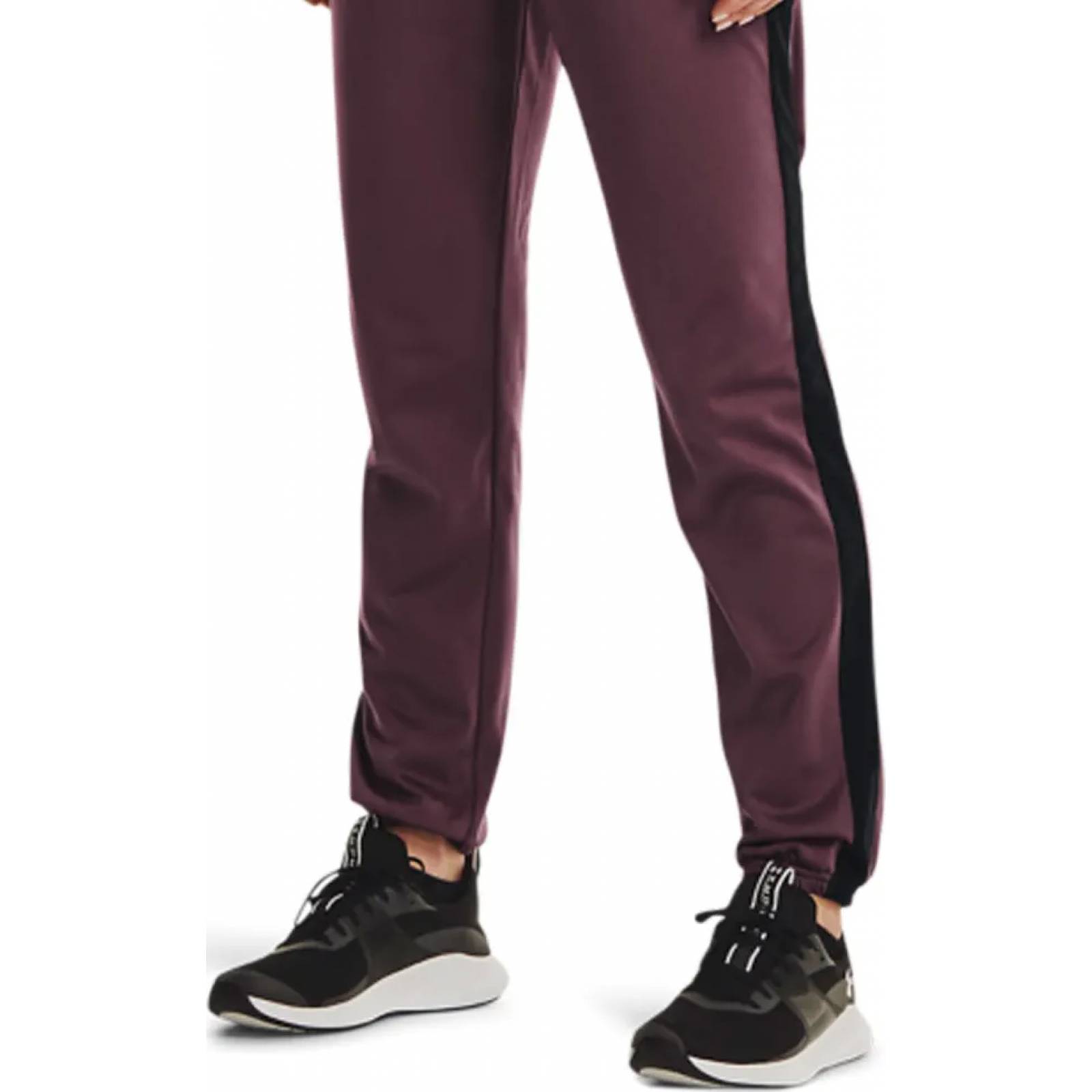 Conjunto/traje deportiva dama rosa Under Armour Mexico modelo 7554