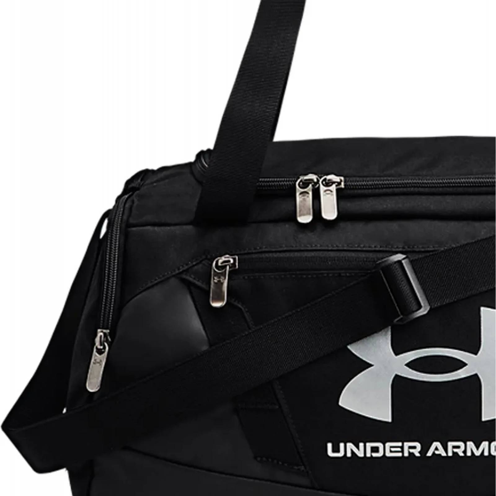 Maleta de entrenamiento mochila/morral/maleta dama negro Under Armour Mexico modelo 2100