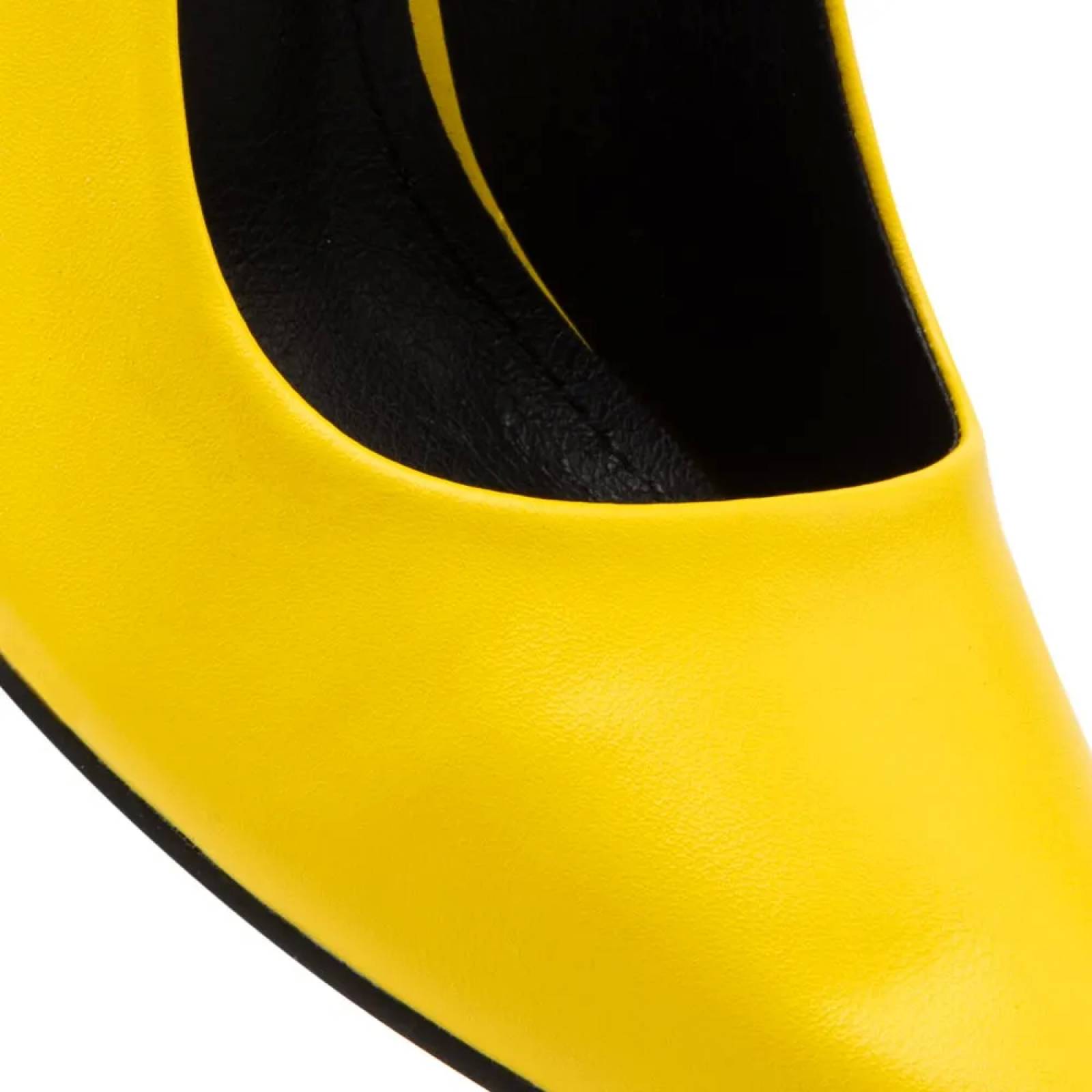 Zapatilla vestir dama amarillo Yaeli modelo KW02