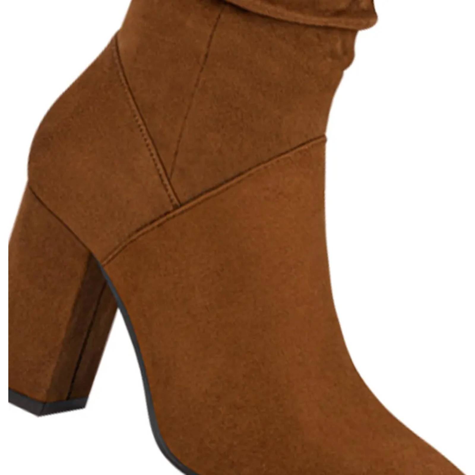 Botas largas dama camel Yaeli modelo 2321
