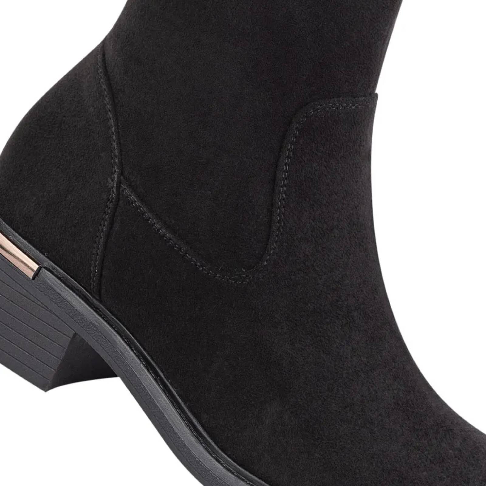 Botas largas dama negro Tierra Bendita modelo 5735