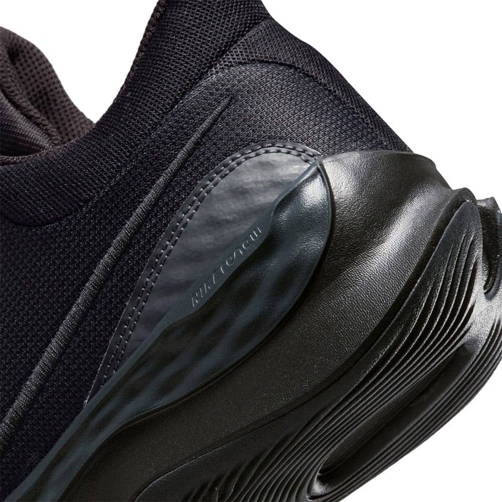 Tenis para basketball caballero negro Nike modelo 4001