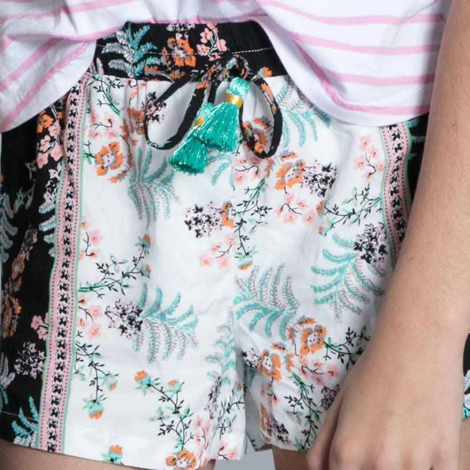 Bermuda/short casual niña multicolor Pink By Price Shoes modelo 486N