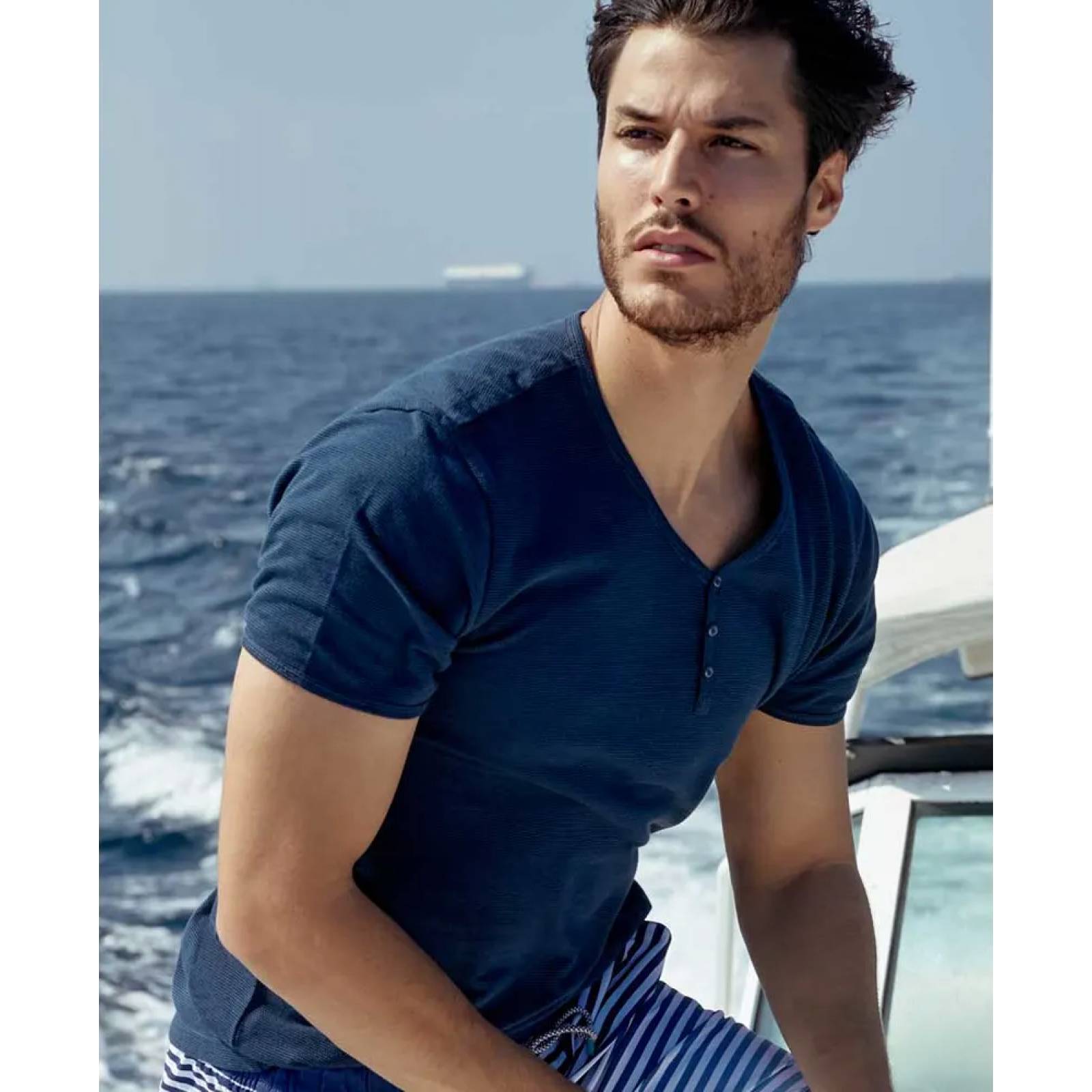 Playera casual caballero azul rey Kebo Raw modelo G999